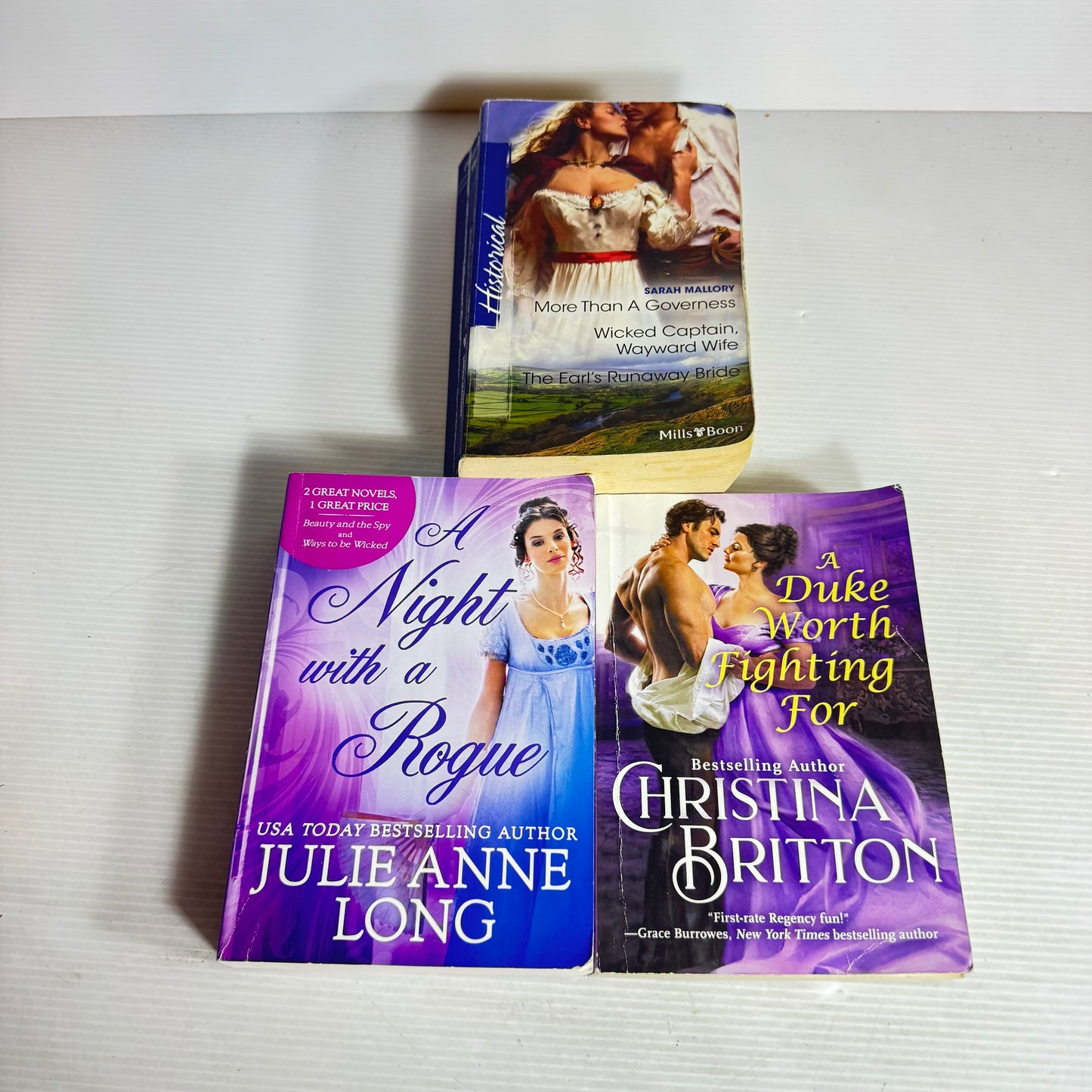 Mills & Boon Historical Romance Book Bundle x 3 Books 6 Stories (3026)