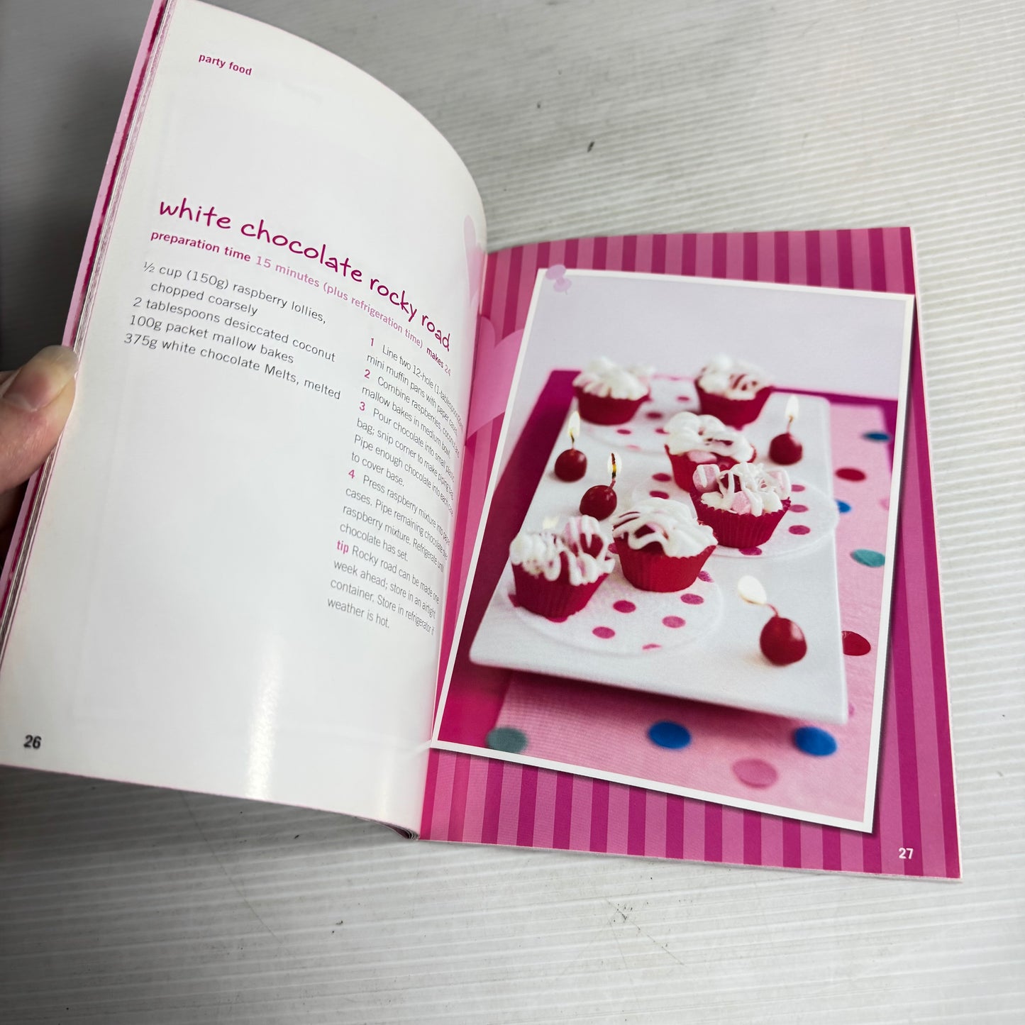 Birthday Party Cookbook Bundle x 3 : The Australian Women's Weekly Little Party Books Fairytale, Kids' Party Food - Family Circle, Birthday Cakes (3043)
