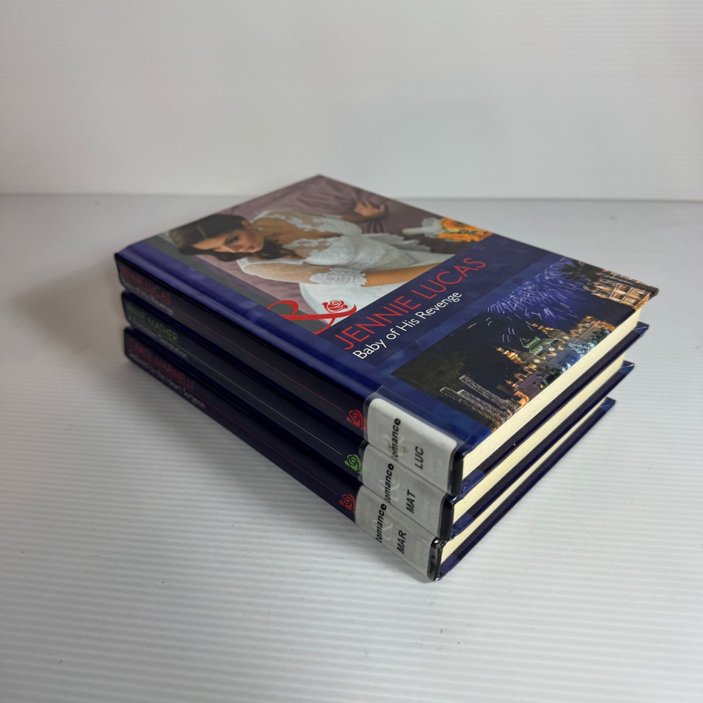 Mills & Boon Medium Hardcover Book Bundle x 3 Books (3141)