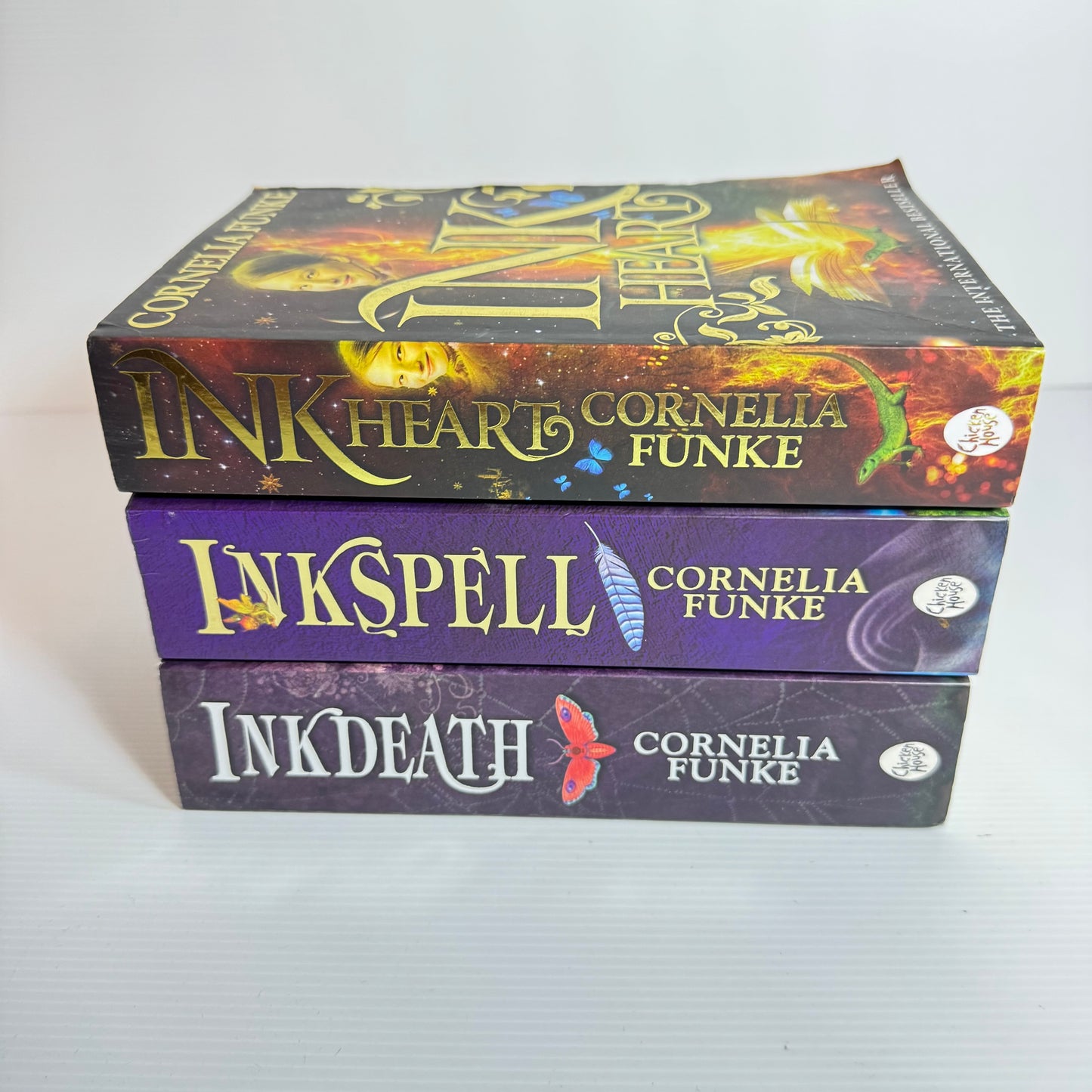 Ink Heat Trilogy Book Bundle x 3 : Ink Hearts, Ink Spell, Ink Death - Cornella Funke (3088)