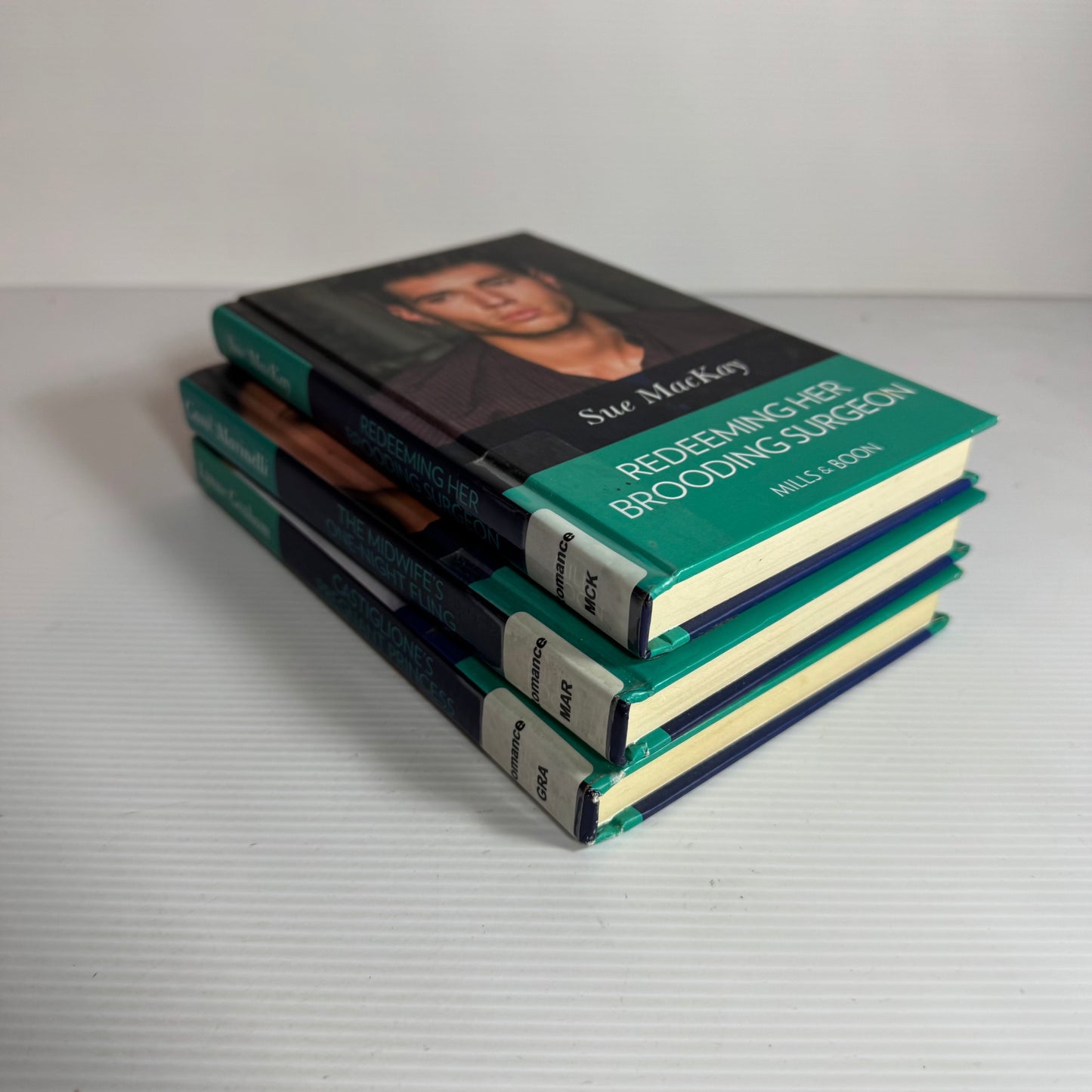 Mills & Boon Medium Hardcover Book Bundle x 3 Books (3142)
