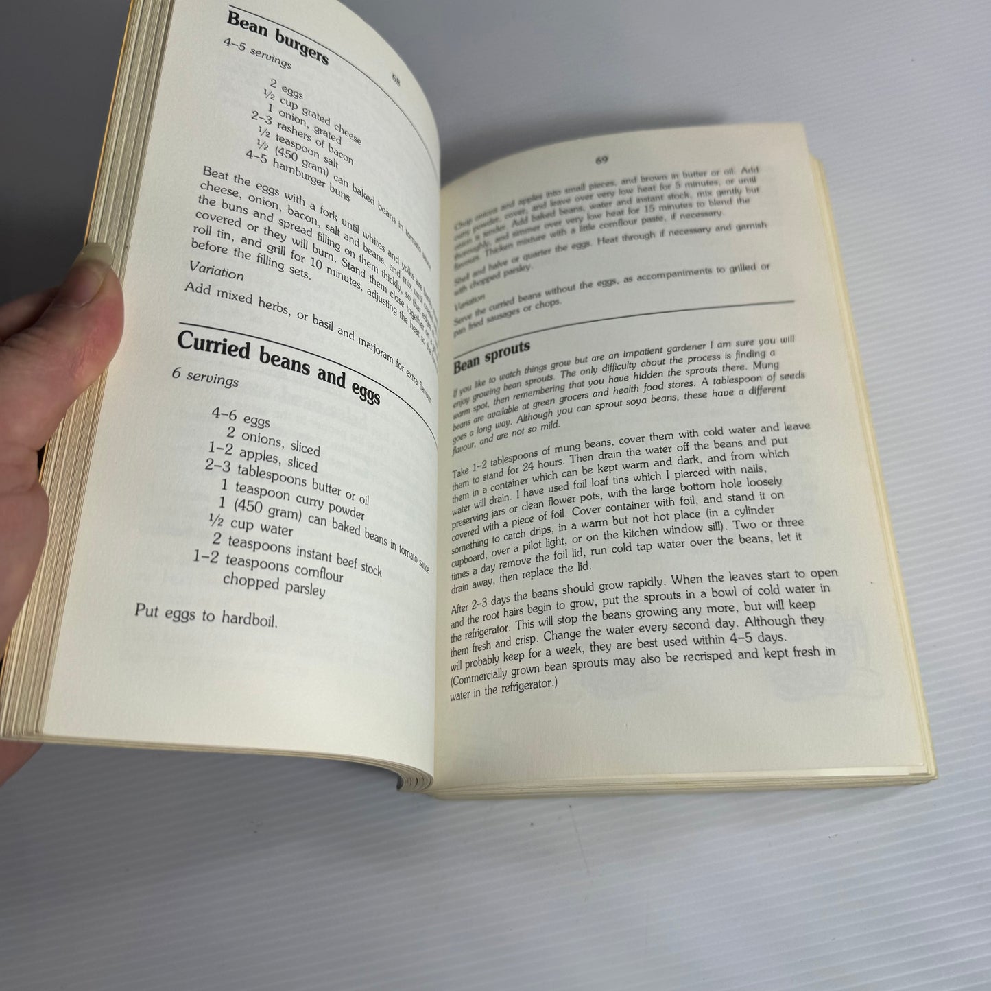 Alison Holst's Cookbook Bundle x 3 : Family Cookbook, New Kitchen Diary Vol. Two & Meals Without  Meat (Vintage 1987-1993))(3178)