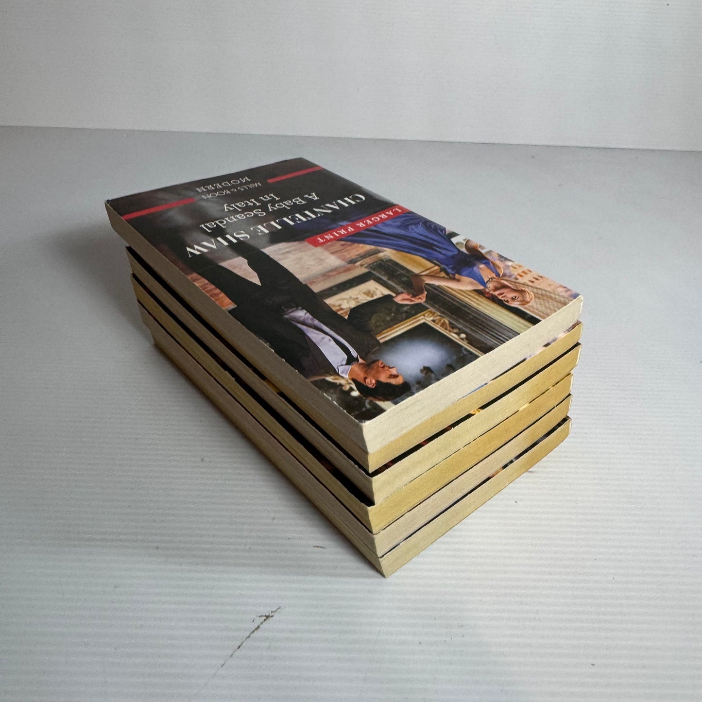Mills & Boon Modern Large Print Book Bundle x 6 Books (3173)