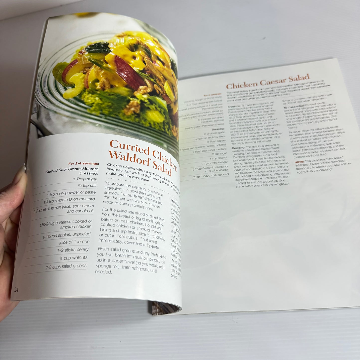 Simon & Alison Holst Cookbook Bundle x 3 : 100 Great Ways to Use Slow Cookers & Crockpots, The New Zealand Bread Book, 100 Favourite Ways with Chicken (3230)