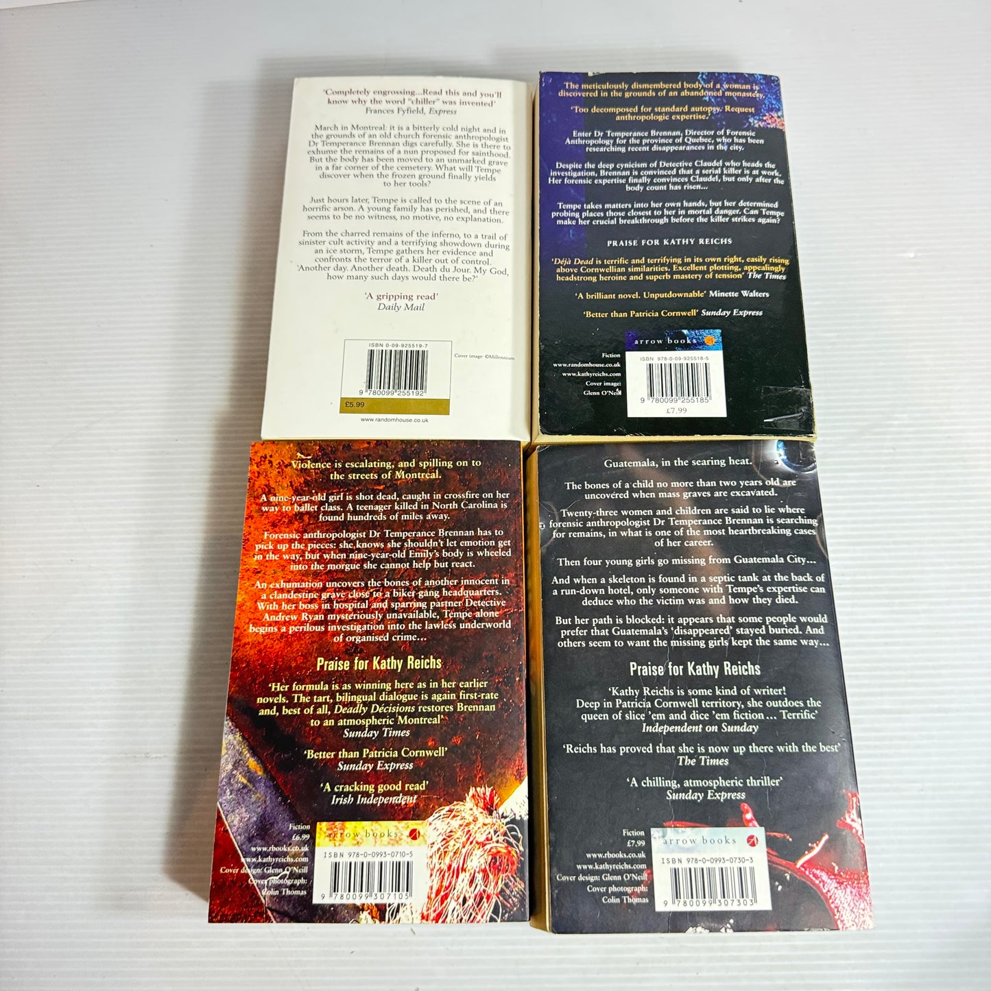 Kathy Reichs Book Bundle x 4 : Death Du Jour, Deadly Decisions, Deja Dead, Grave Secrets (2847)