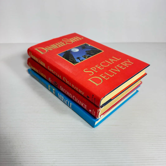 Danielle Steel Hardcover Book Bundle x 3 Books : Special Delivery, Miracle, Second Chance (2279)