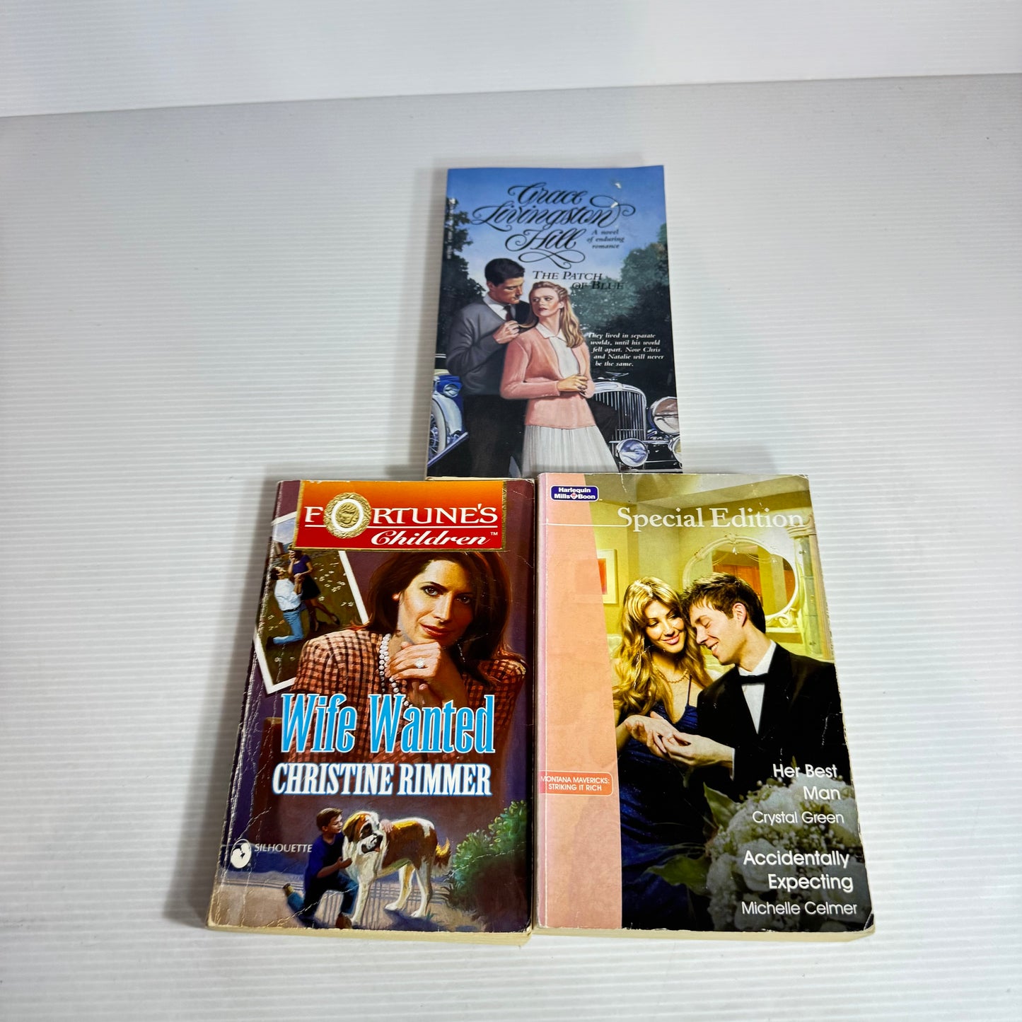 Romance Mixed Theme Book Bundle : 3 x Books 4 x Stories (2509)