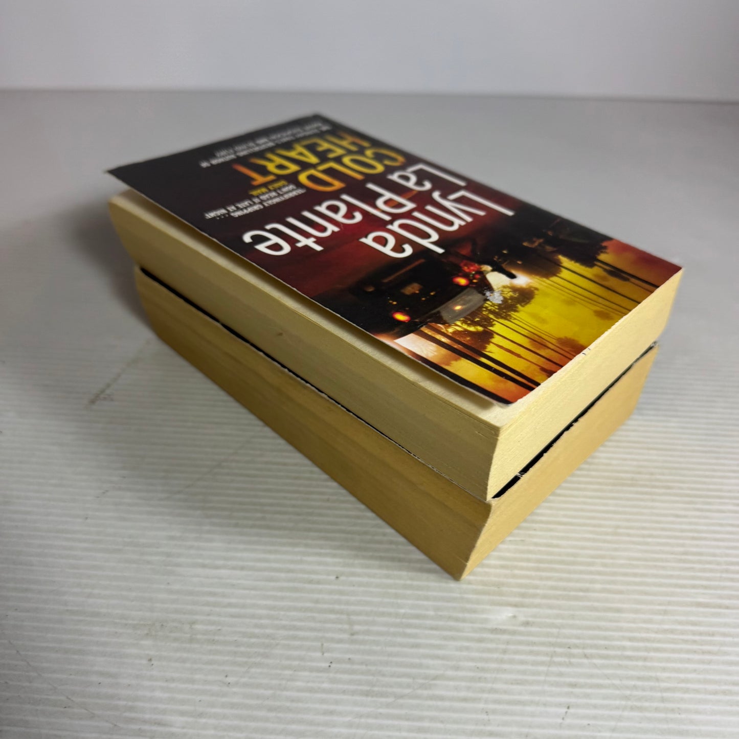 Lynda La Plante Book Bundle x 2 : Cold Heart & Deadly Intent (2952)