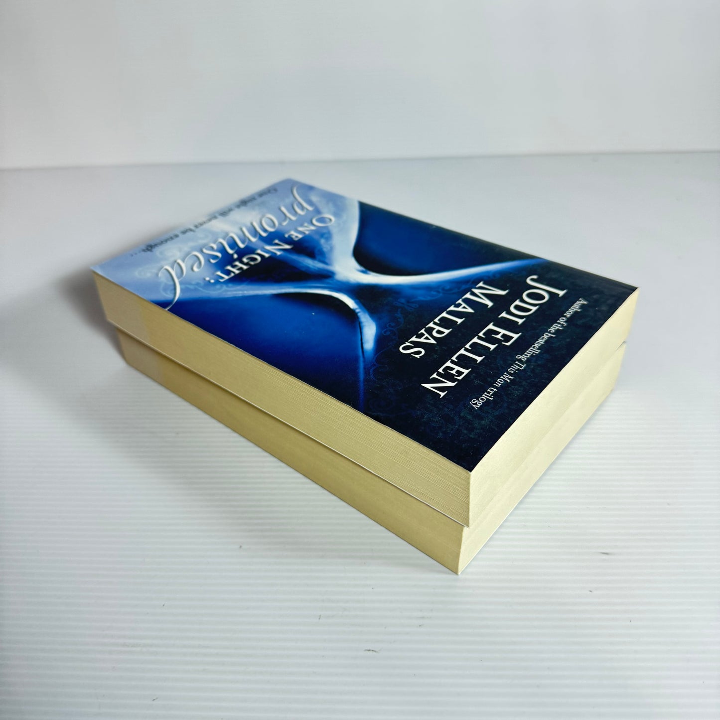 Jodie Ellen Malpas One Night Book Bundle x 2 : One Night : Promised & One Night: Unveiled (3111)