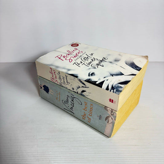 Contemporary Romance Book Bundle x 2 : The Girl in Times Square - Paullina Simons & The Best of Times - Penny Vincenzi (2344)