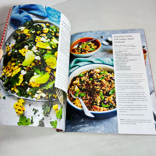 The Australian Women's Weekly Gluten-Free Book Bundle x 2 : Gluten-Free Lunch Box & Gluten-Free Dinners (2942)