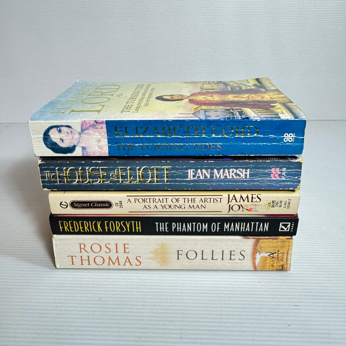 Romantic Bundle x 5 : The Turning Tides - Elizabeth Lord, Follies - Rosie Thomas, The Phantom of Manhattan - Frederick Forsyth, A Portrait of The Artist As a Young Man - James Joyce, The House of Eliot - Jean Marsh (3360)