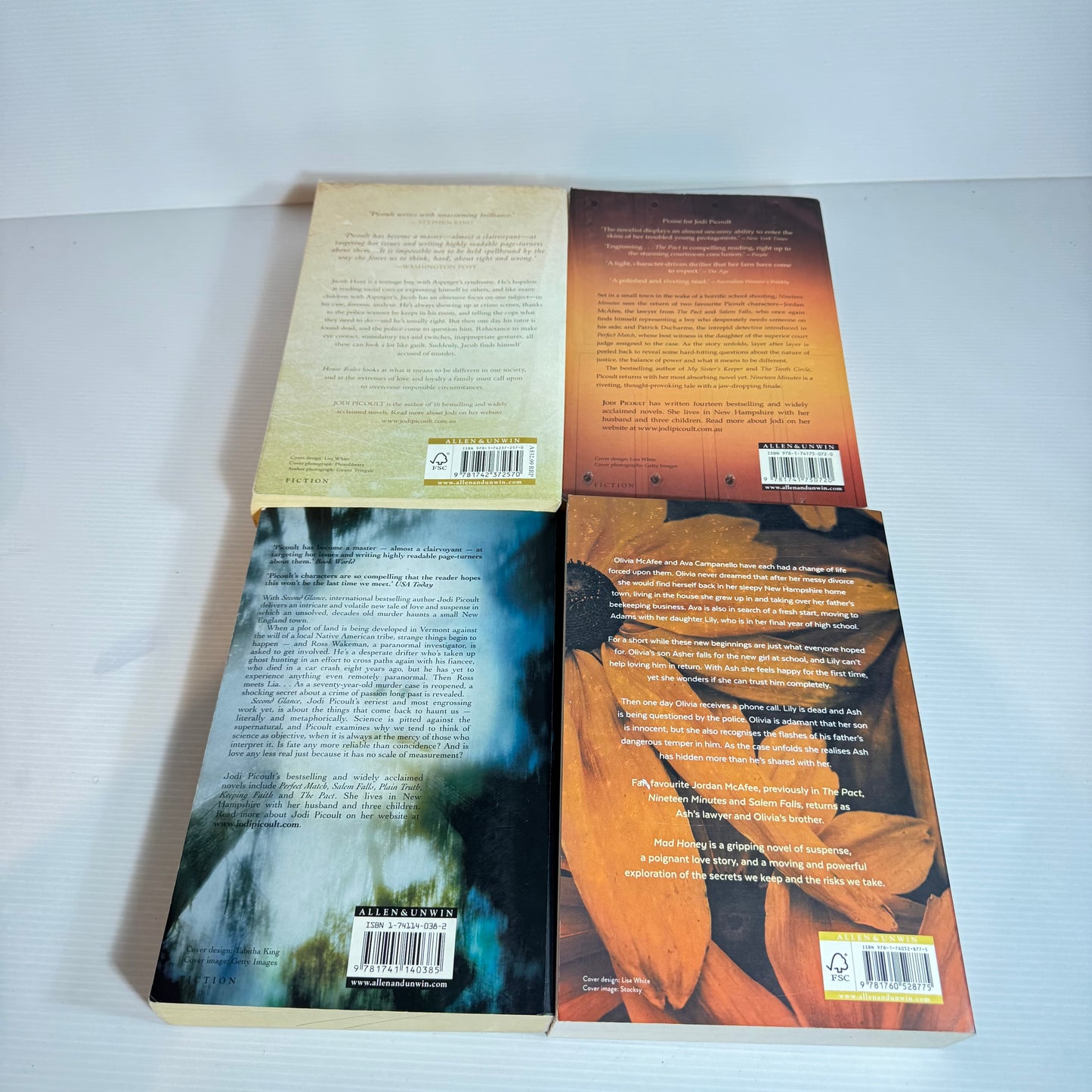 Jodi Picoult Book Bundle x 4 : House Rules, Nineteen Minutes, Second Glance, & Mad Honey(2446)