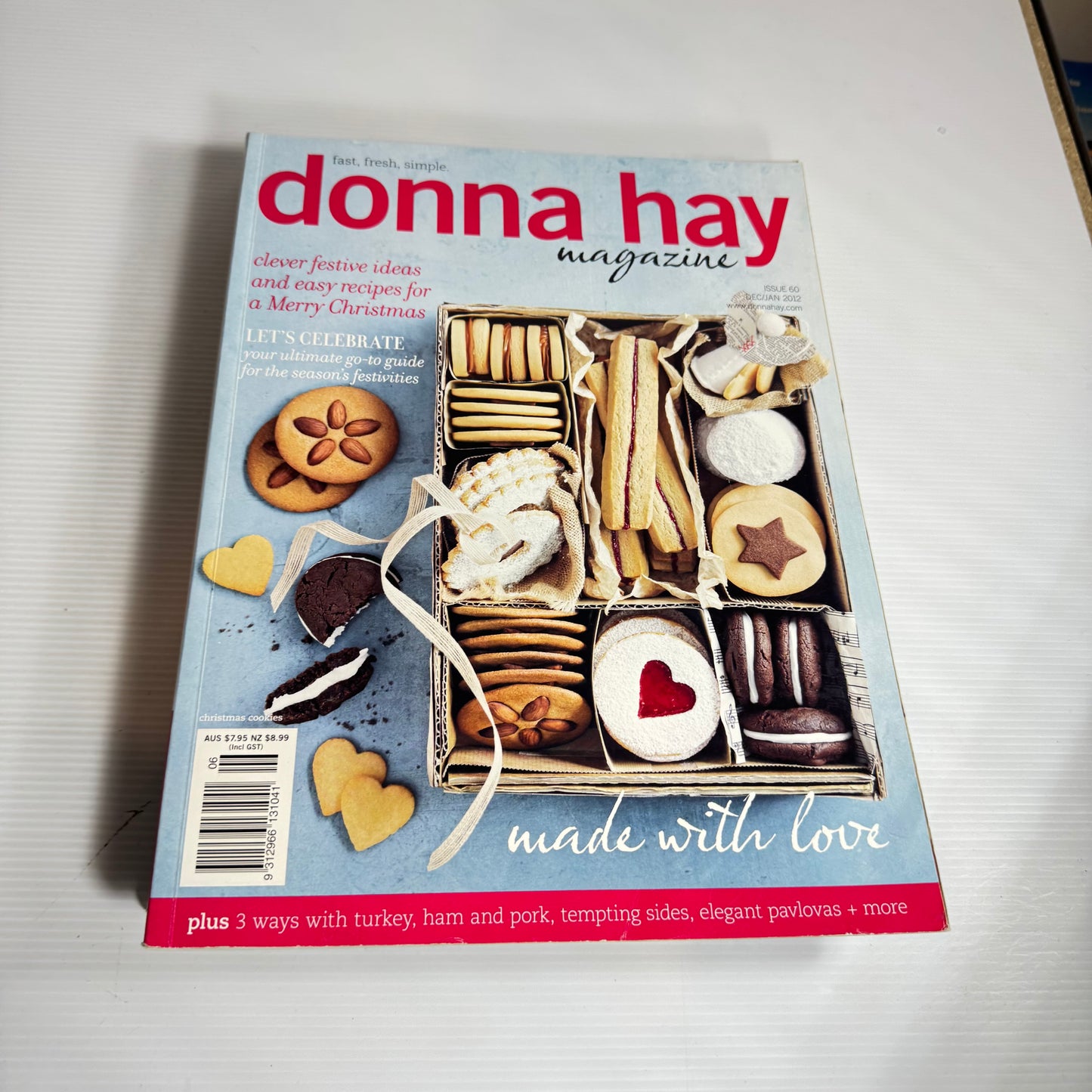 Donna Hay Magazine Bundle x 4 Magazines : Issues 29, 58 & 60 and Annual 6(3243)