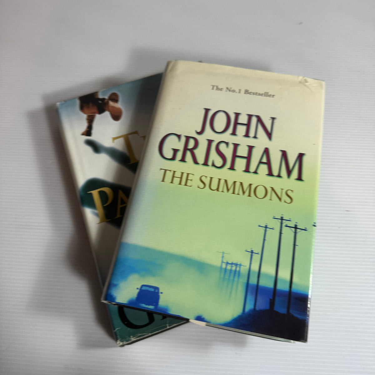 John Grisham Hardcover Book Bundle x 2 : The Summons & The Partner (3279)