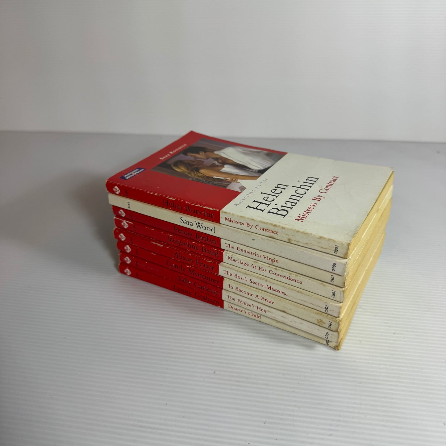 Mills & Boon Sexy Romance Book Bundle x 8 Books (3160)