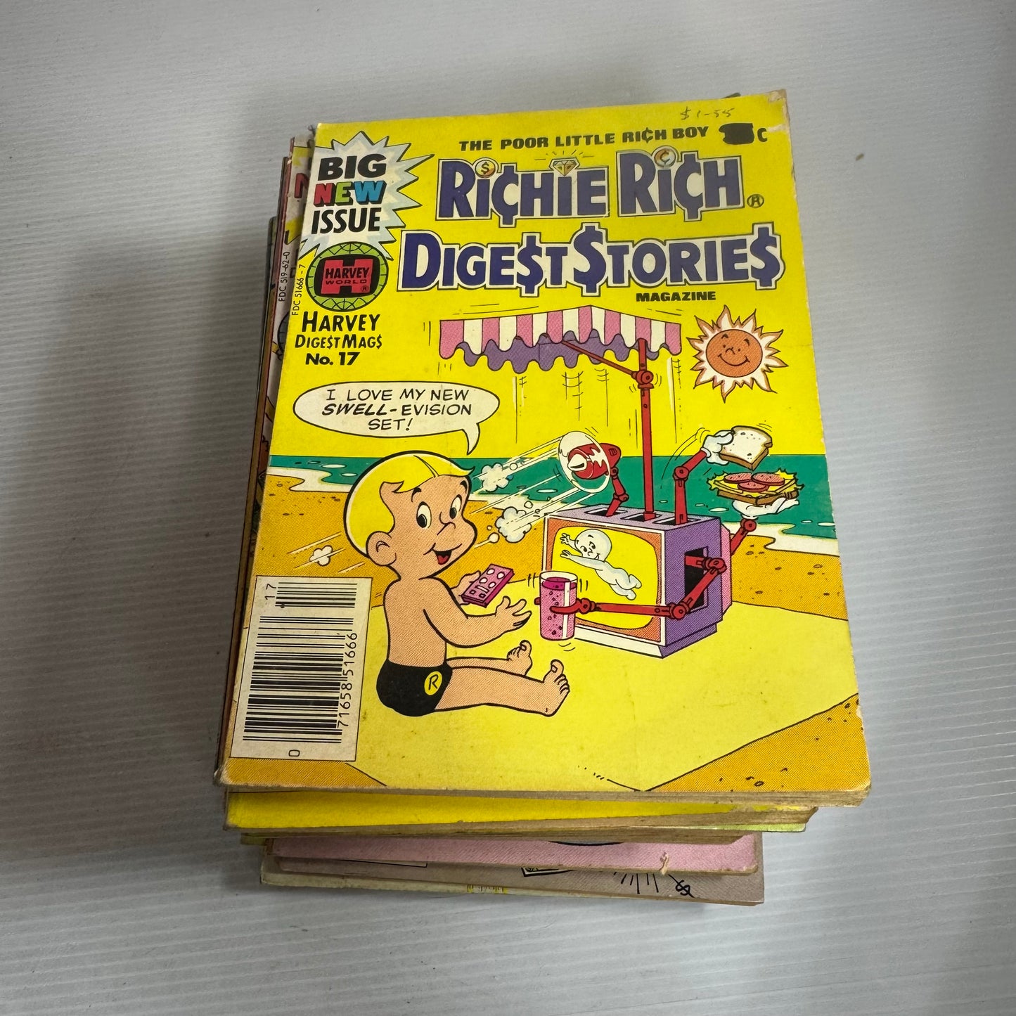 Vintage 1970's Richie Rich Comic Book Collection - 16 Books (2590)