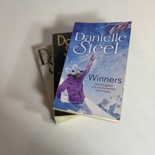 Danielle Steel Book Bundle x 3 : Winners, Star, Granny Dan (2257)