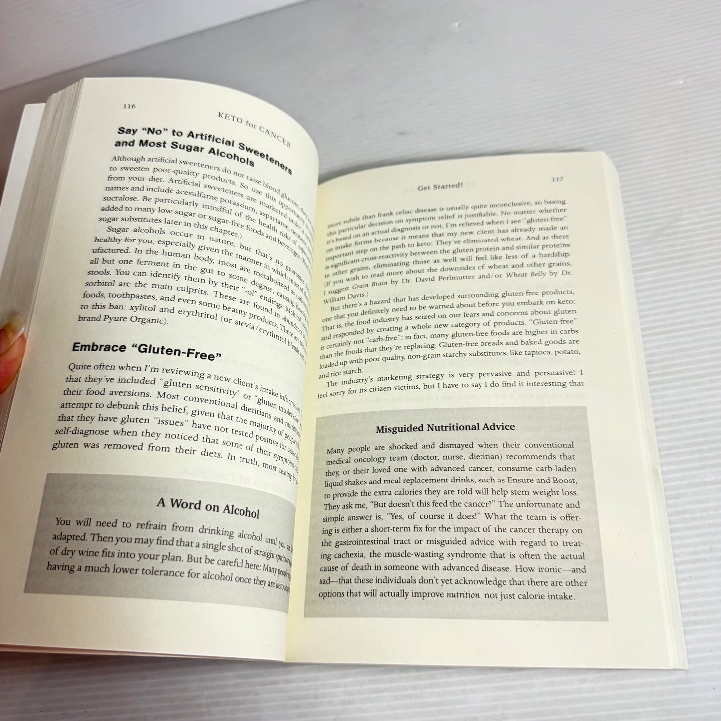Anti-Cancer Recipe & Nutritional Book Bundle x 2 : Keto for Cancer - Miriam Kalamian, EdM, MS, CNS, Beat Cancer Kitchen - Chris & Micah Wark (2797)