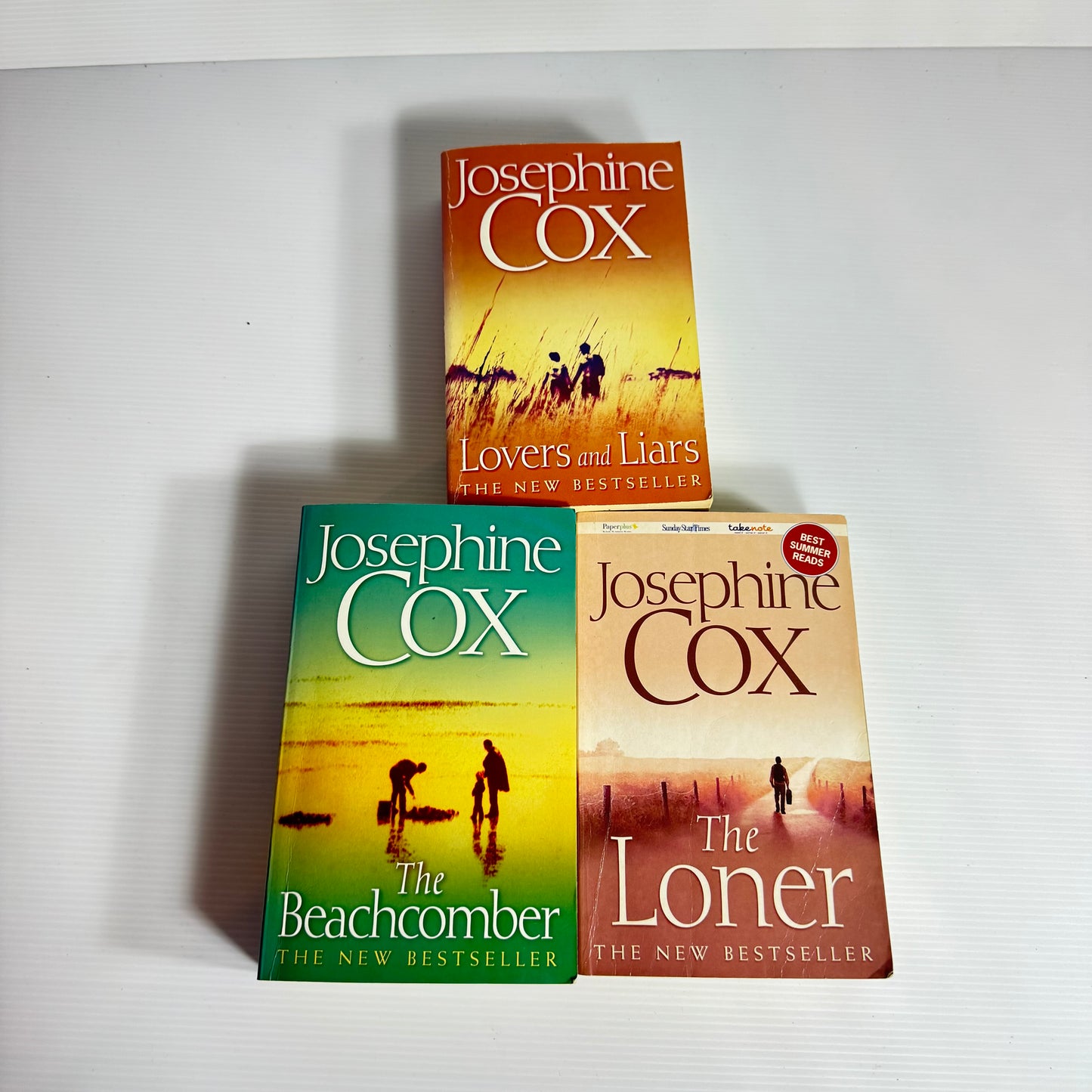 Josephine Cox Book Bundle x 3 : Lovers and Liars, The Beachcomber, The Loner (3085)
