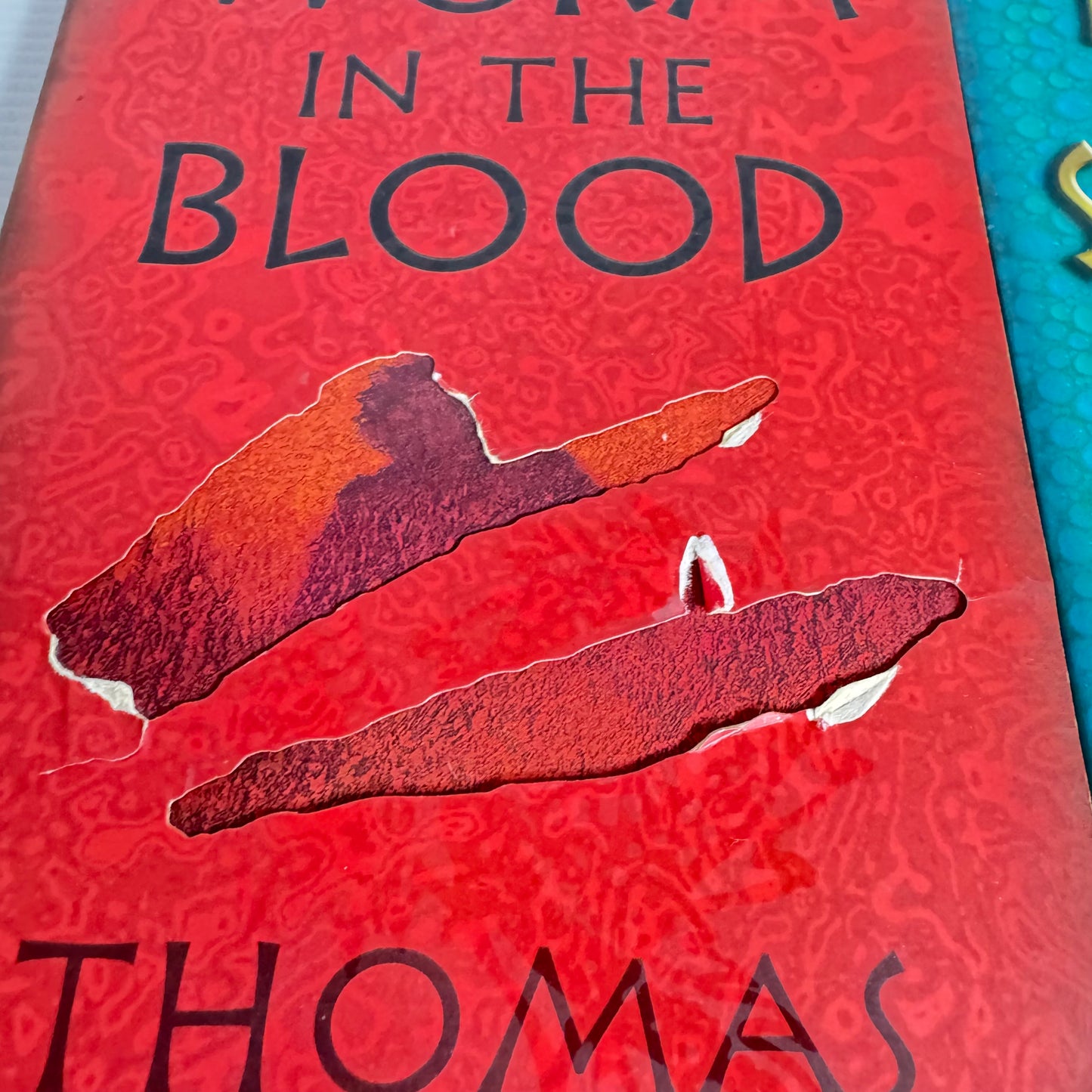 Thomas Bloor Book Bundle x 2 : Heart of the Serpent & Worm In The Blood (3075)
