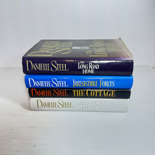 Danielle Steel Hardcover Book Bundle x 4 Books (2460)