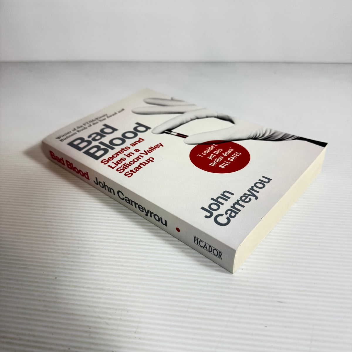 Bad Blood : Secrets and Lies in a Silicon Valley Startup - John Carreyrou (New)