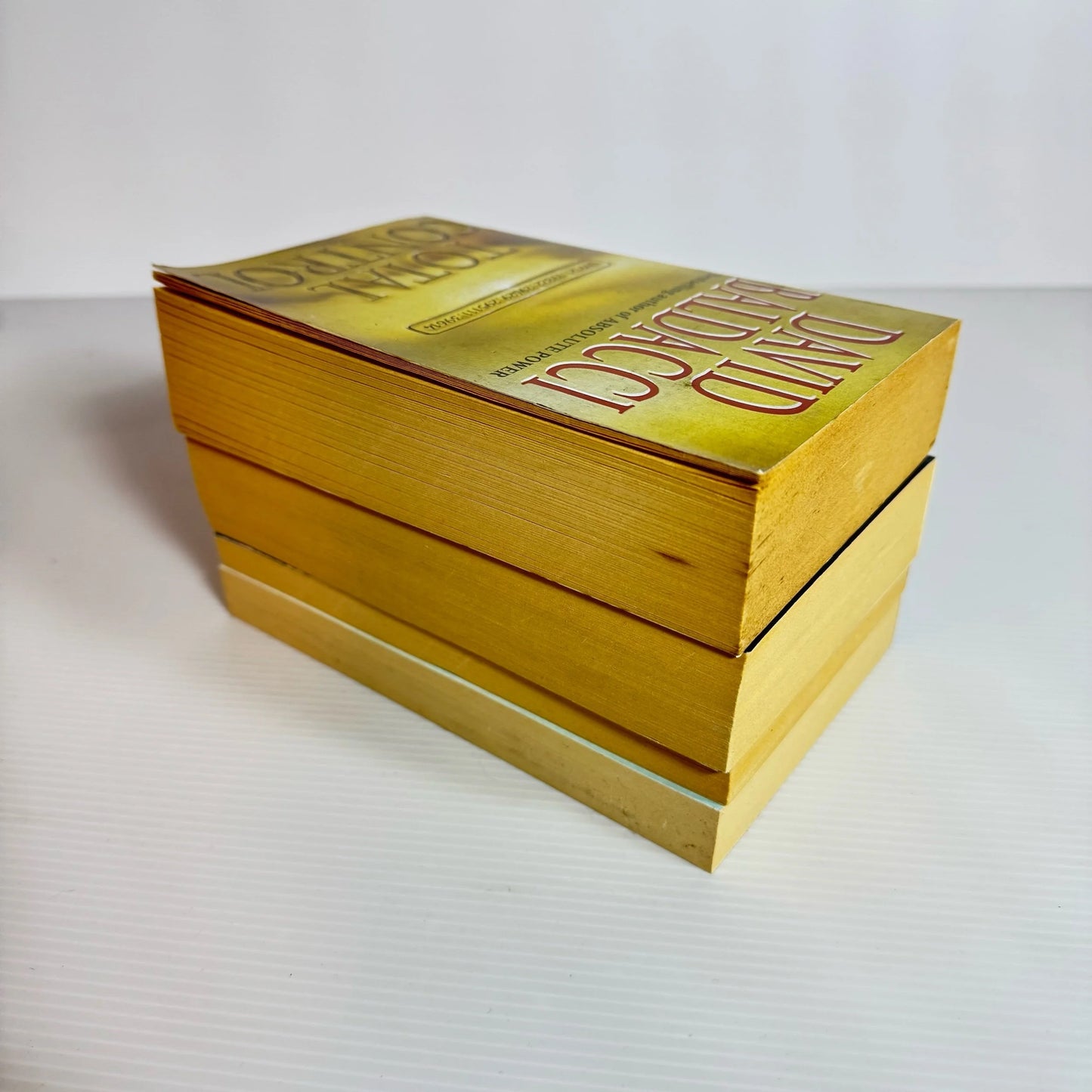 Crime/Mystery Book Bundle x 4 Books : Various Authors (710)