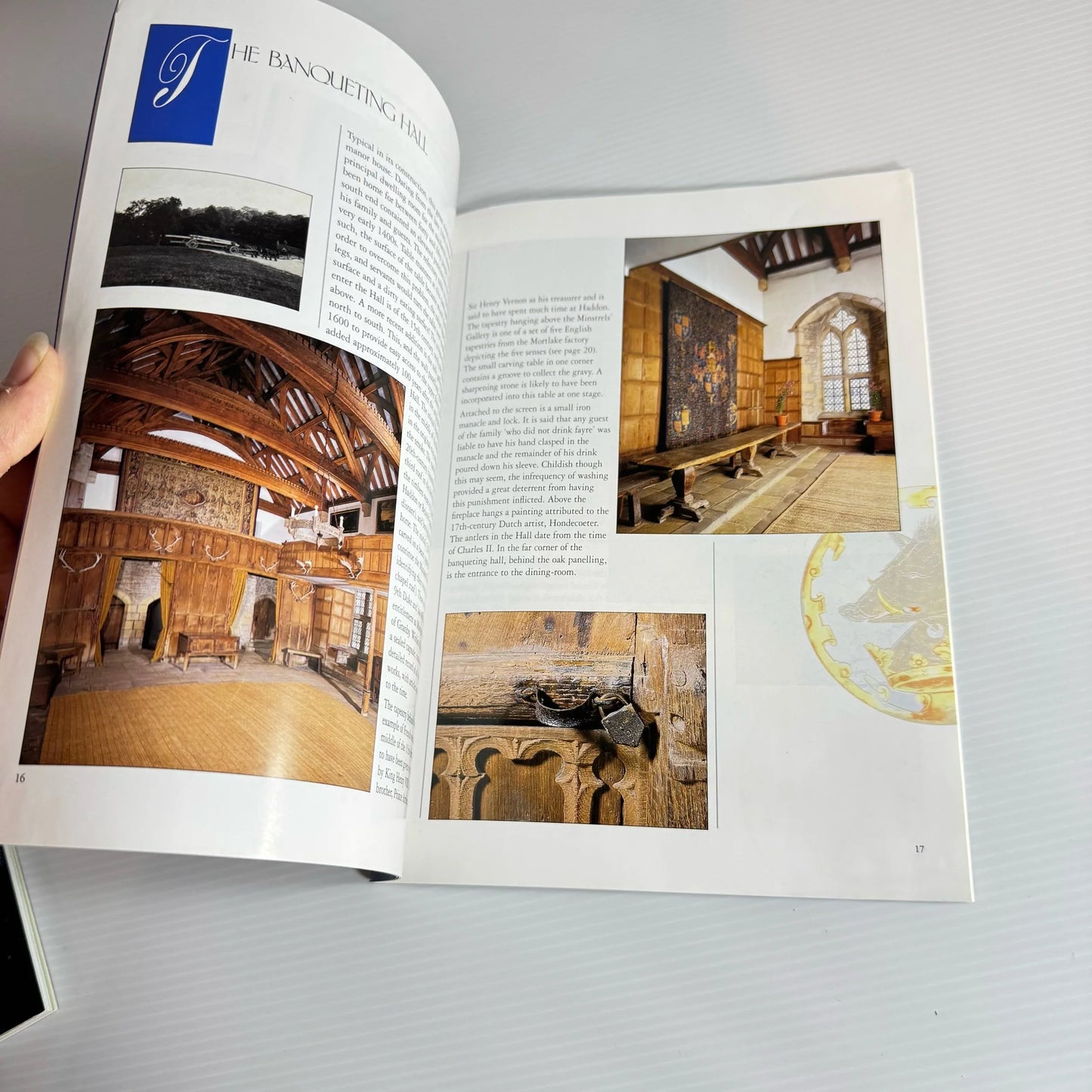 Historic Houses Book Bundle x 2 Books : Haddon Hall & Battle Abbey and Battlefield - English Heritage (725)