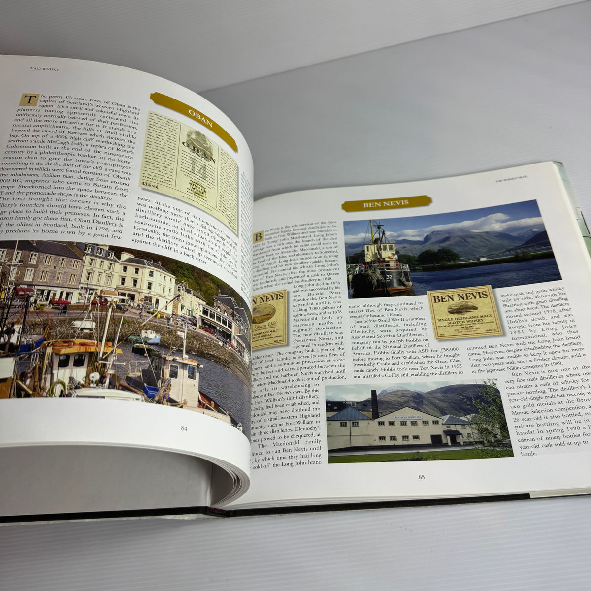 Scottish Whisky Bundle x 2 : Malt Whisky A Taste of Scotland - Graham Moore & The Scotch Whisky Book - Mark Skipworth (3478)