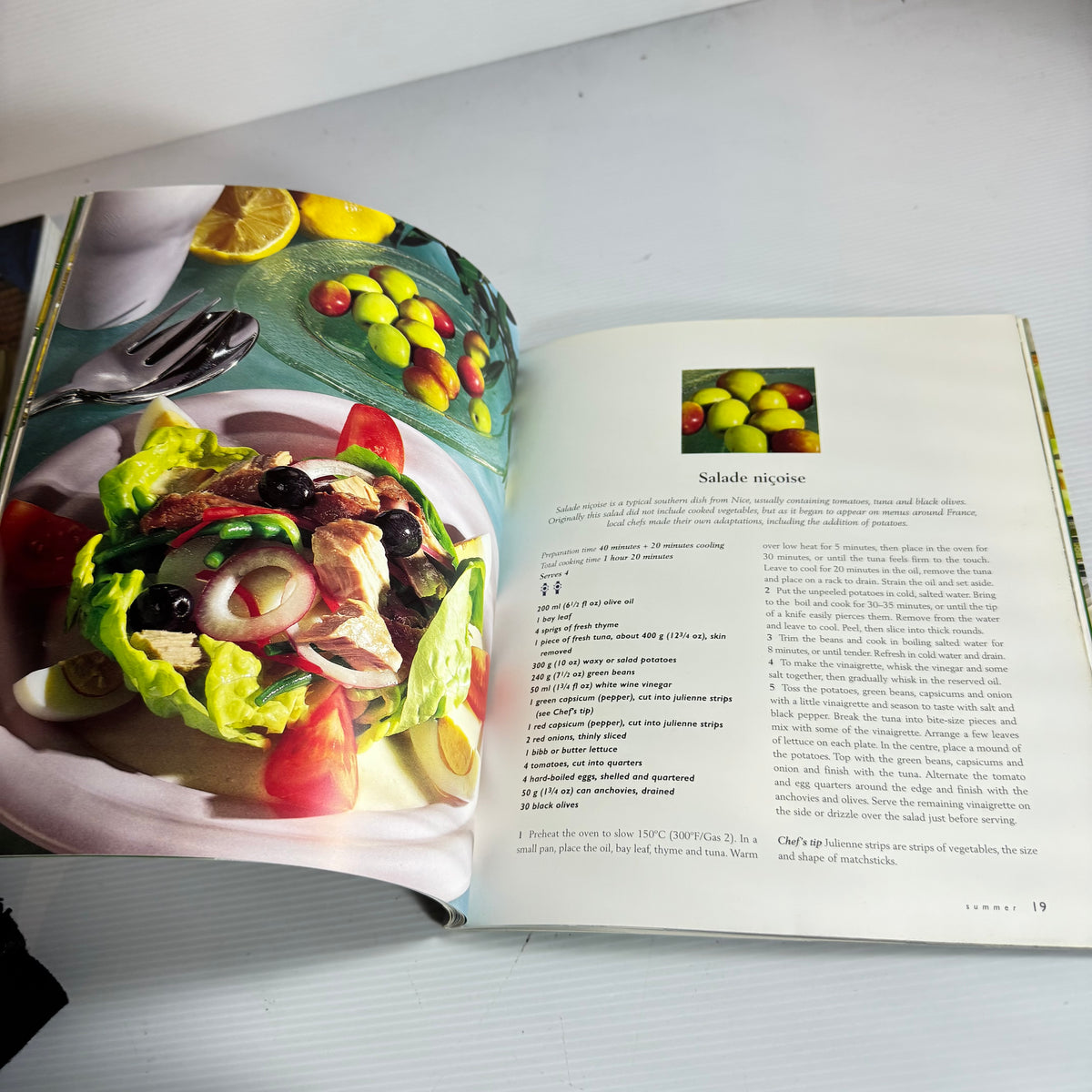 Summer Themed Cookbook Bundle x 3 Books (3258)