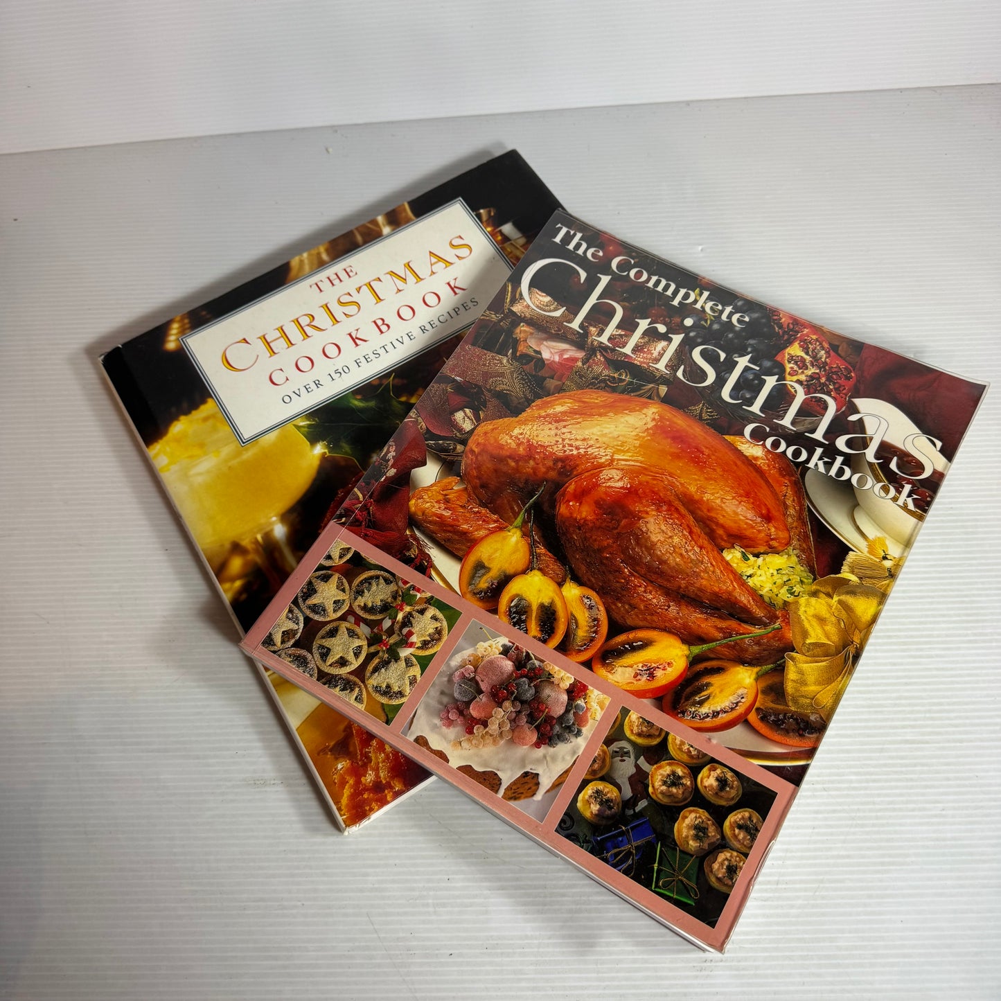 Christmas Cookbook Bundle x 2 : The Complete Christmas Cookbook & The Christmas Cookbook(2904)