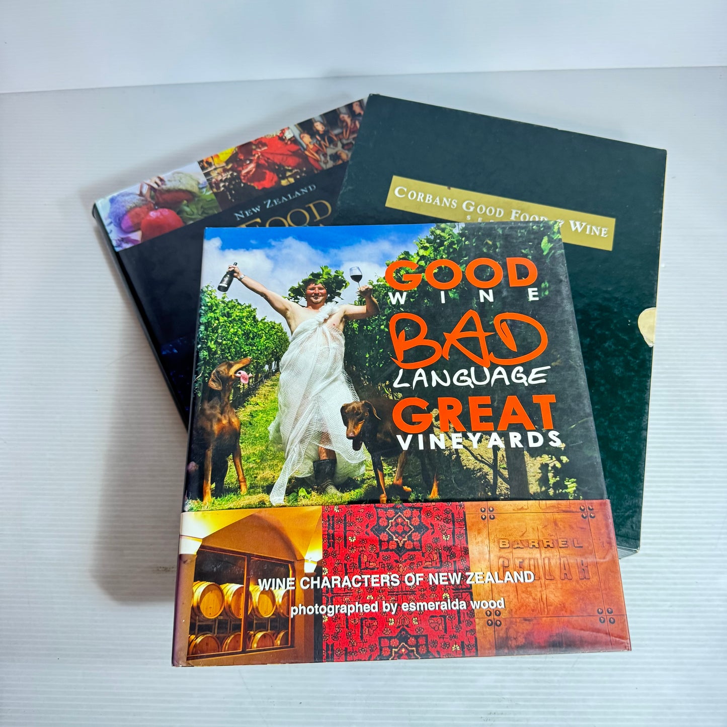 New Zealand Wine & Food Cookbook Bundle x 3 : Good Wine Bad Language Great Vineyards, corbans Good Food & Wine Series, New Zealand Food & Wine Art : A New Journey (2936)