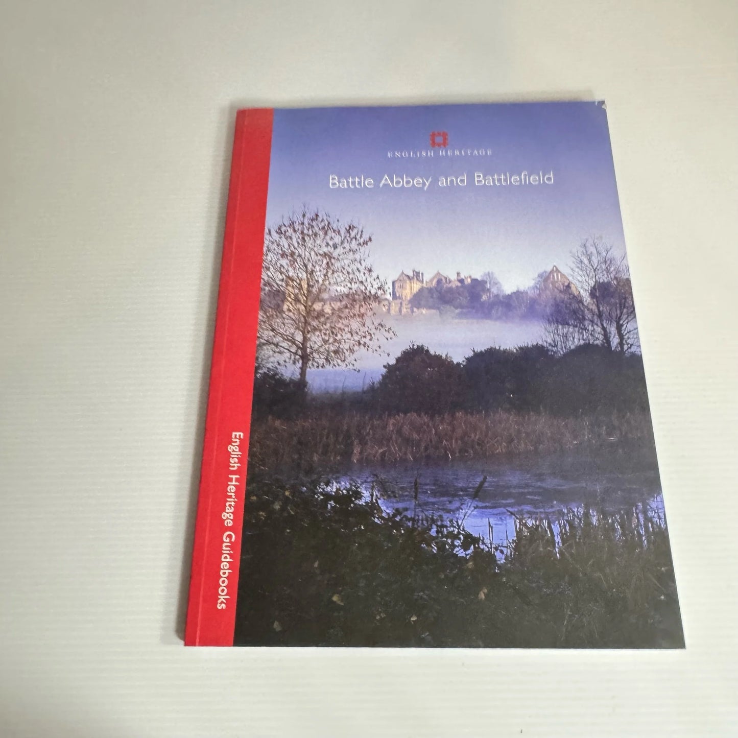 Historic Houses Book Bundle x 2 Books : Haddon Hall & Battle Abbey and Battlefield - English Heritage (725)