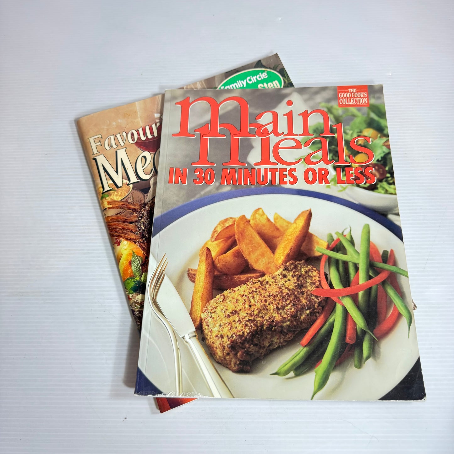 Vintage Cook Book Bundle x 2 Books (2618)