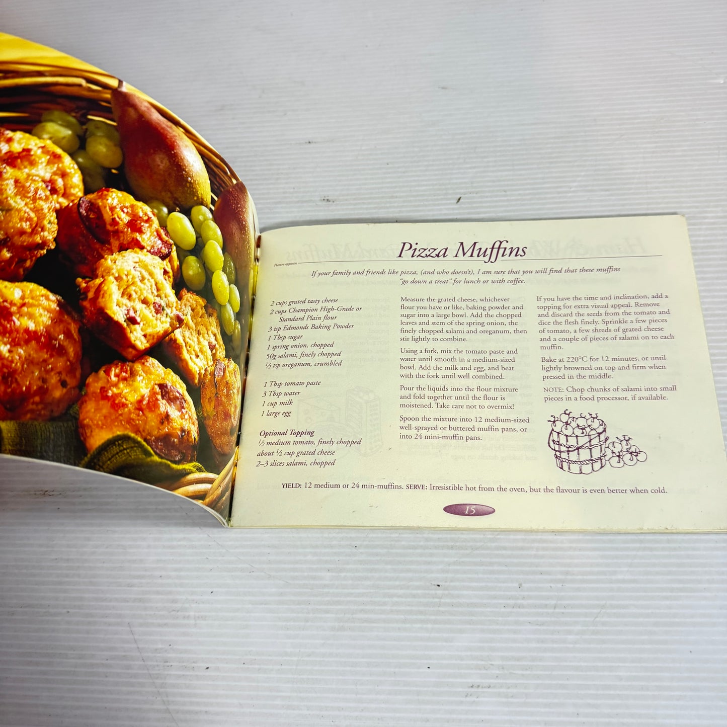 Muffin Cookbook Bundle x 4 Books : Mmmm Muffins, Muffin Magic, Marvellous Muffins, More Marvellous Muffins (2888)(2888)