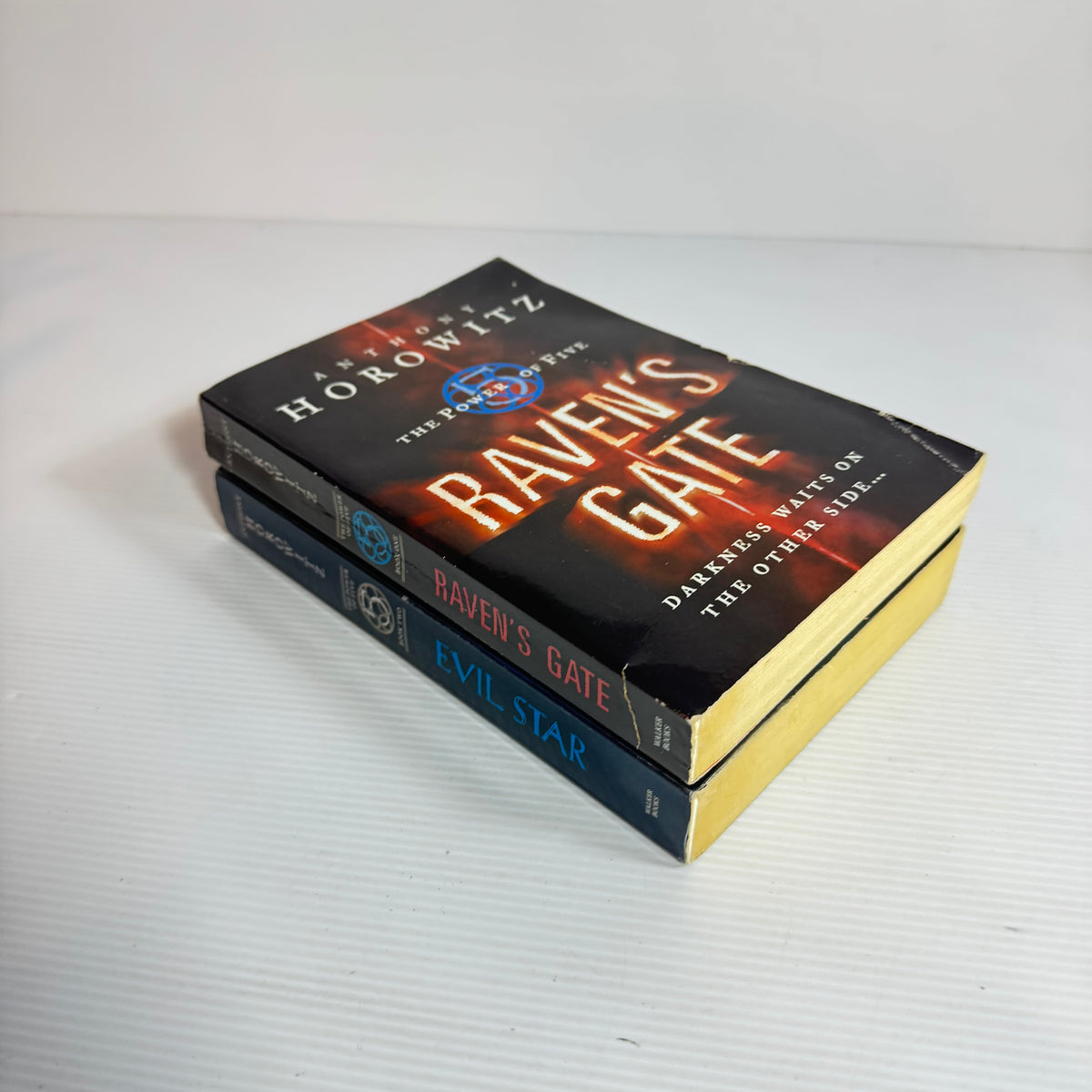 Anthony Horowitz Power of Five Book Bundle x 2 : Raven's Gate & Evil Star (3269)