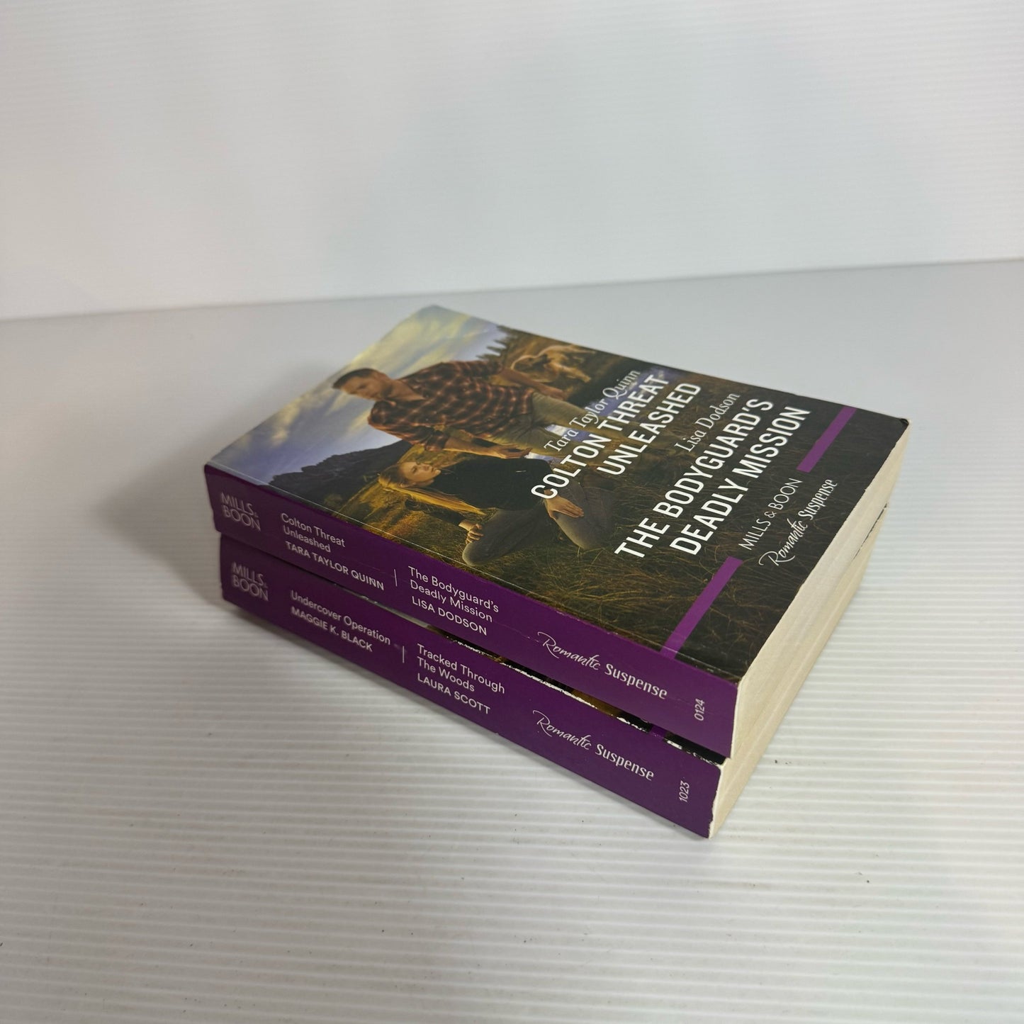 Mills & Boon Romantic Suspense Book Bundle x 2 Books 4 x Stories (2324)