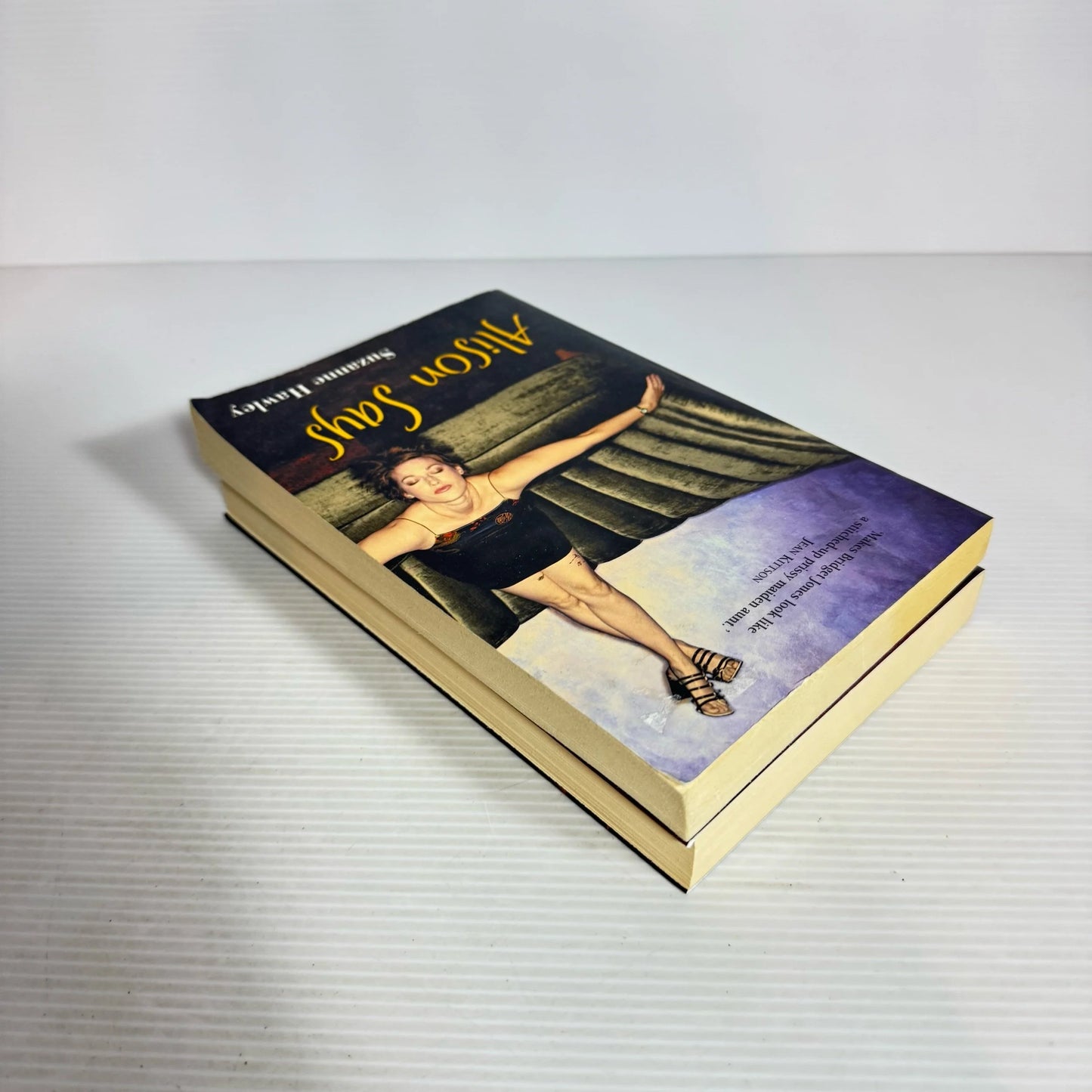 Contemporary Romance Book Bundle x 2 : Alison Says - Suzanne Hawley & The Road from Midnight - Wendyl Nissen (2348)