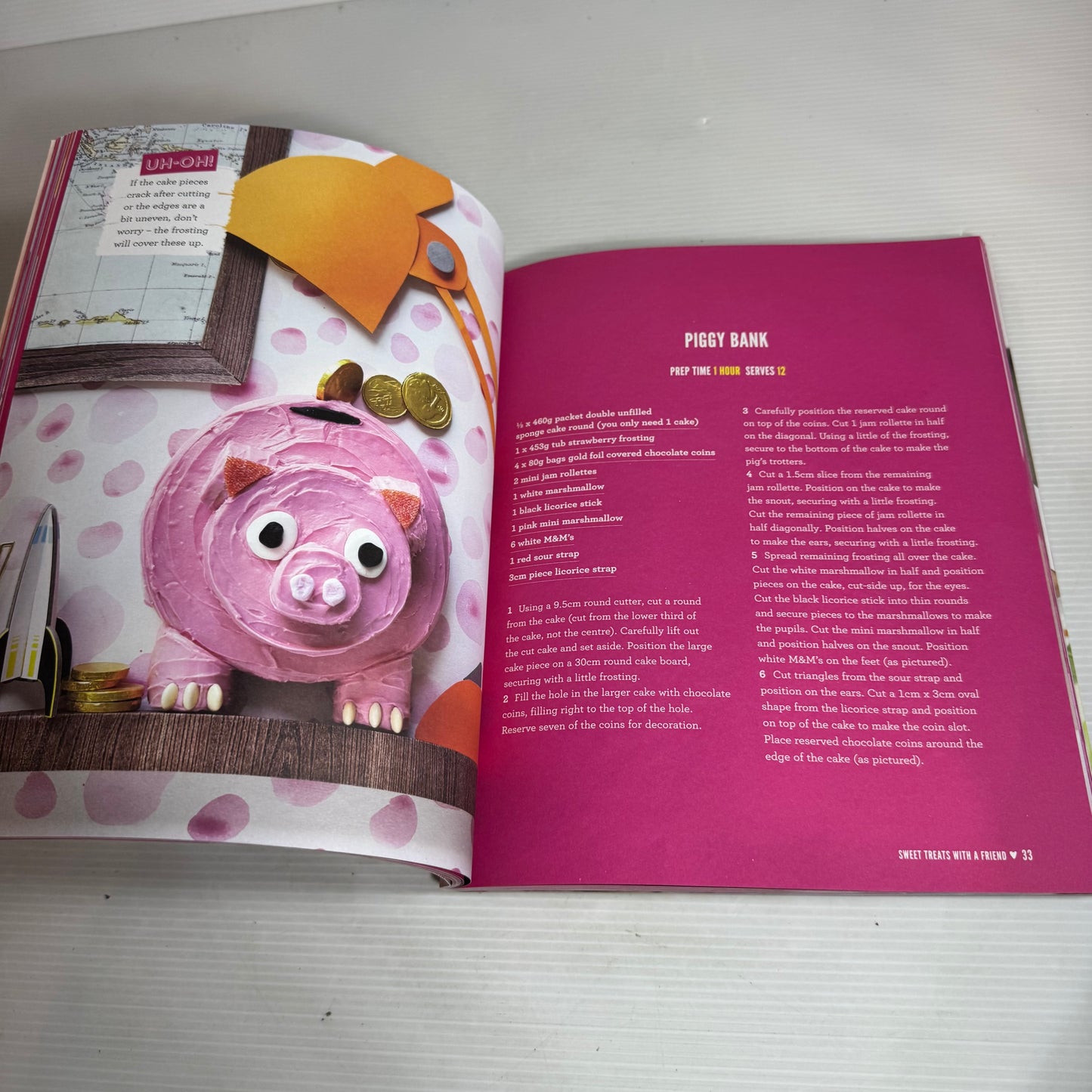 The Australian Women's Weekly Cookbook Bundle x 2 : Barbie Cookbook & Cheat's Cakes(2600)