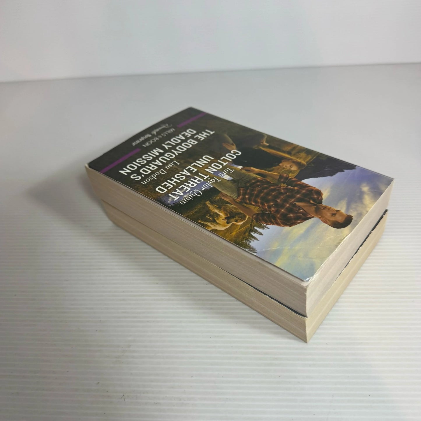 Mills & Boon Romantic Suspense Book Bundle x 2 Books 4 x Stories (2324)