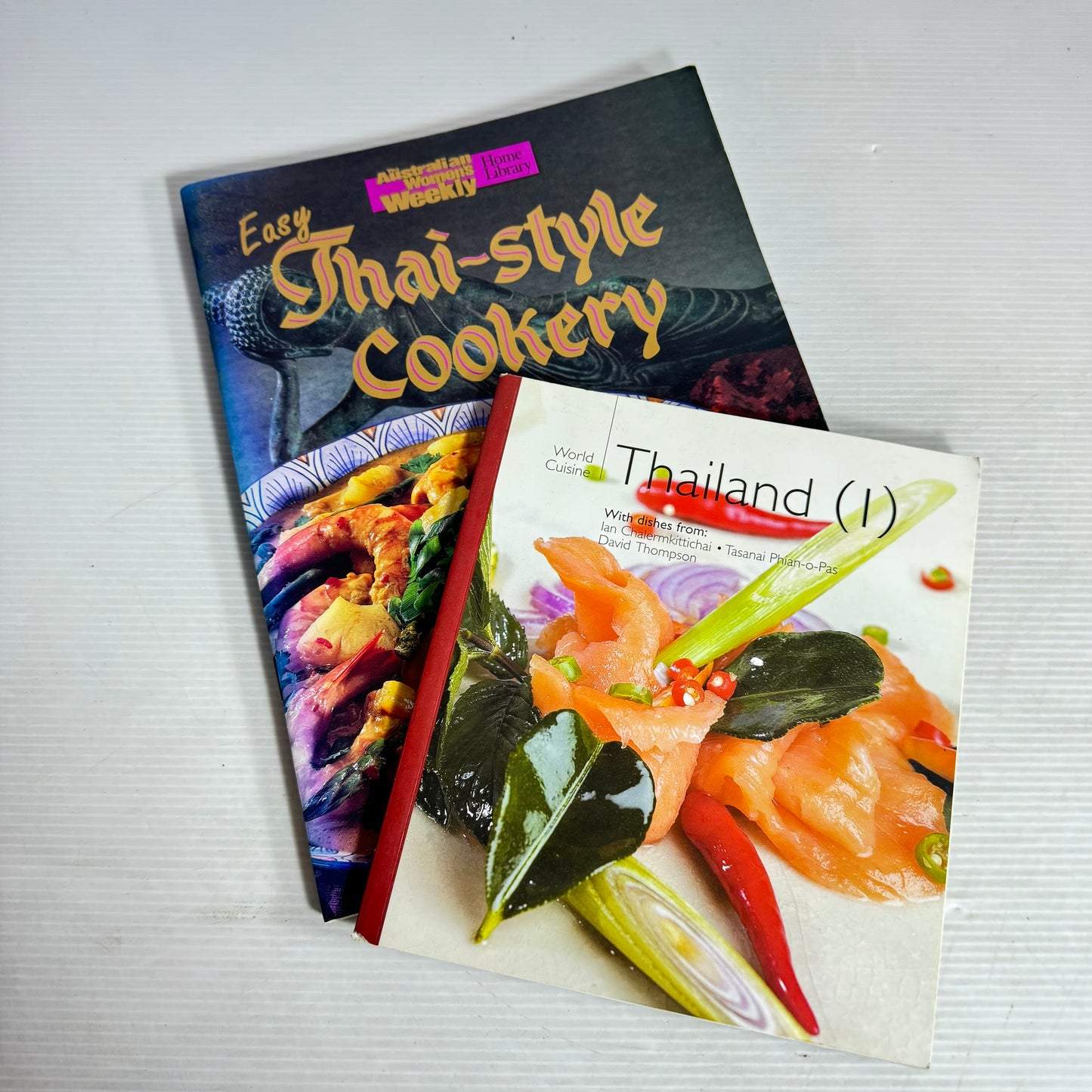 Thai Cookbook Bundle x 2 : Thailand & Australian Women's Weekly Easy Thai-Style Cookery (3042)