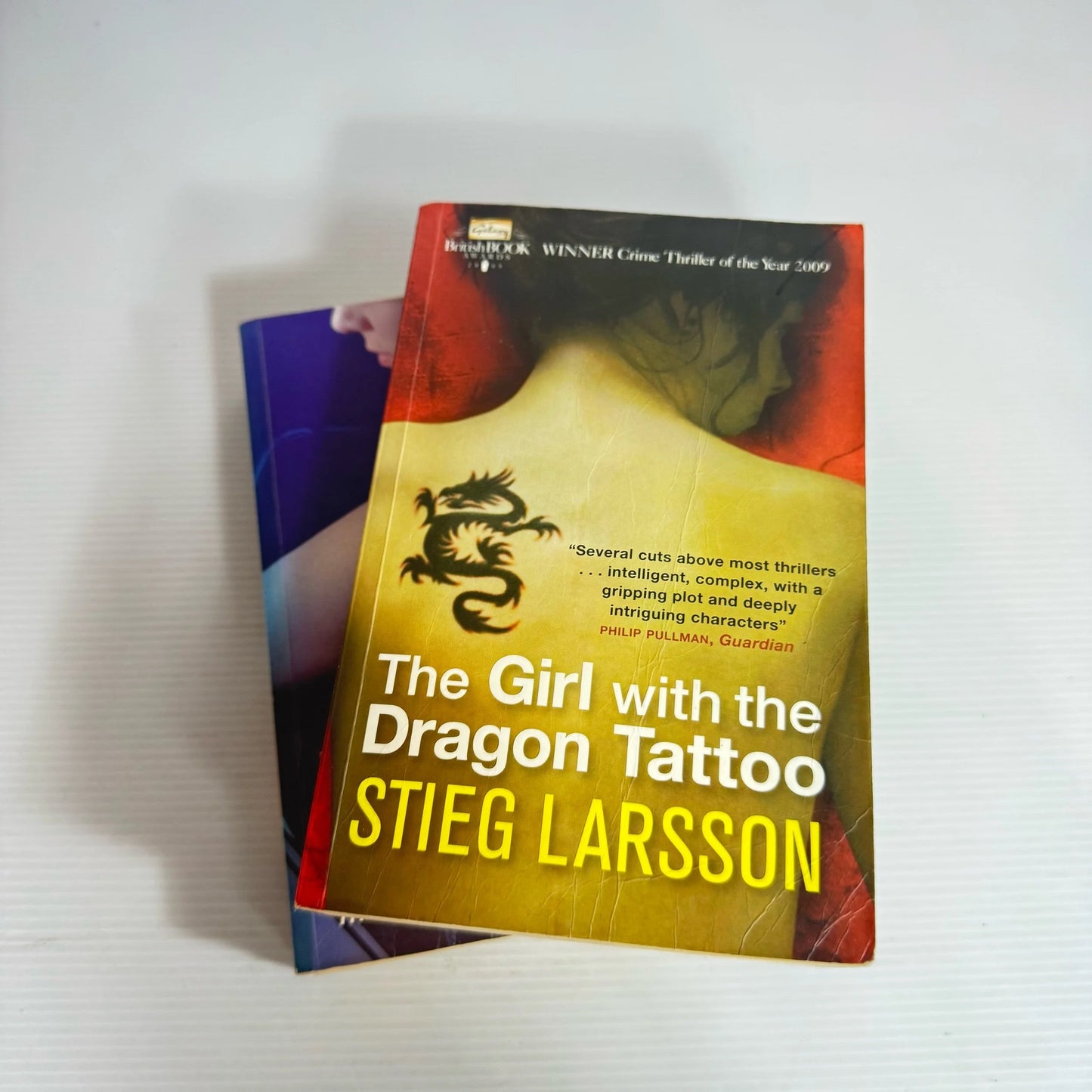 Stieg Larsson Book Bundle x 2 : The Girl With The Dragon Tattoo & The Girl Who Played With Fire  (2320)