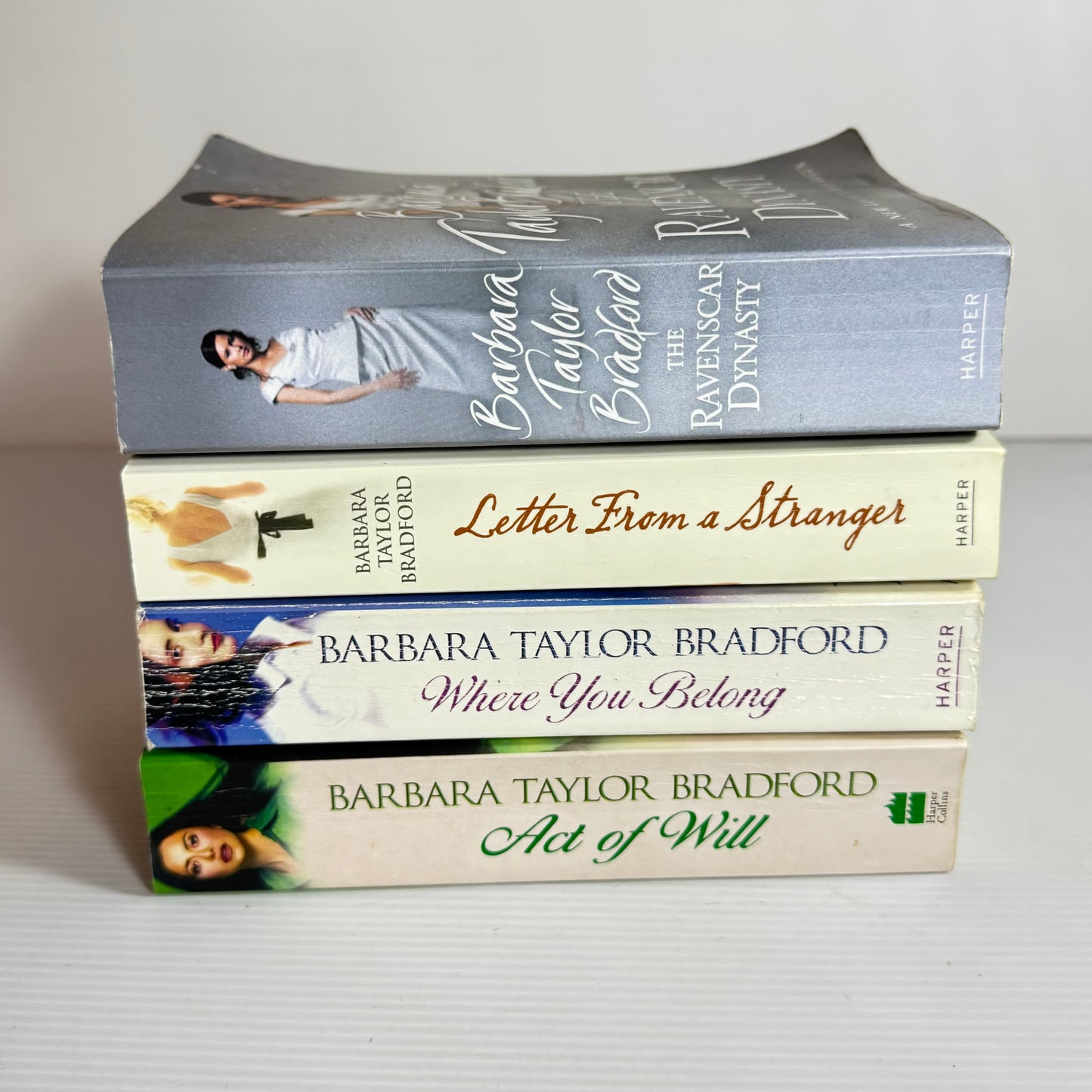 Barbara Taylor Bradford Book Bundle x 4 Books (3129)