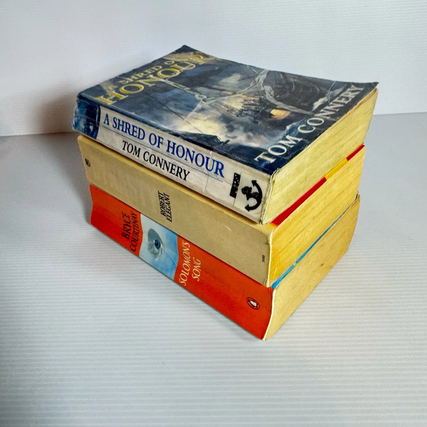 Historical Book Bundle x 3 Books : A Shred of Honour - Tom Connery, Dynasty - Robert Elegant, Solomon's Song - Bryce Courtenay (2247)