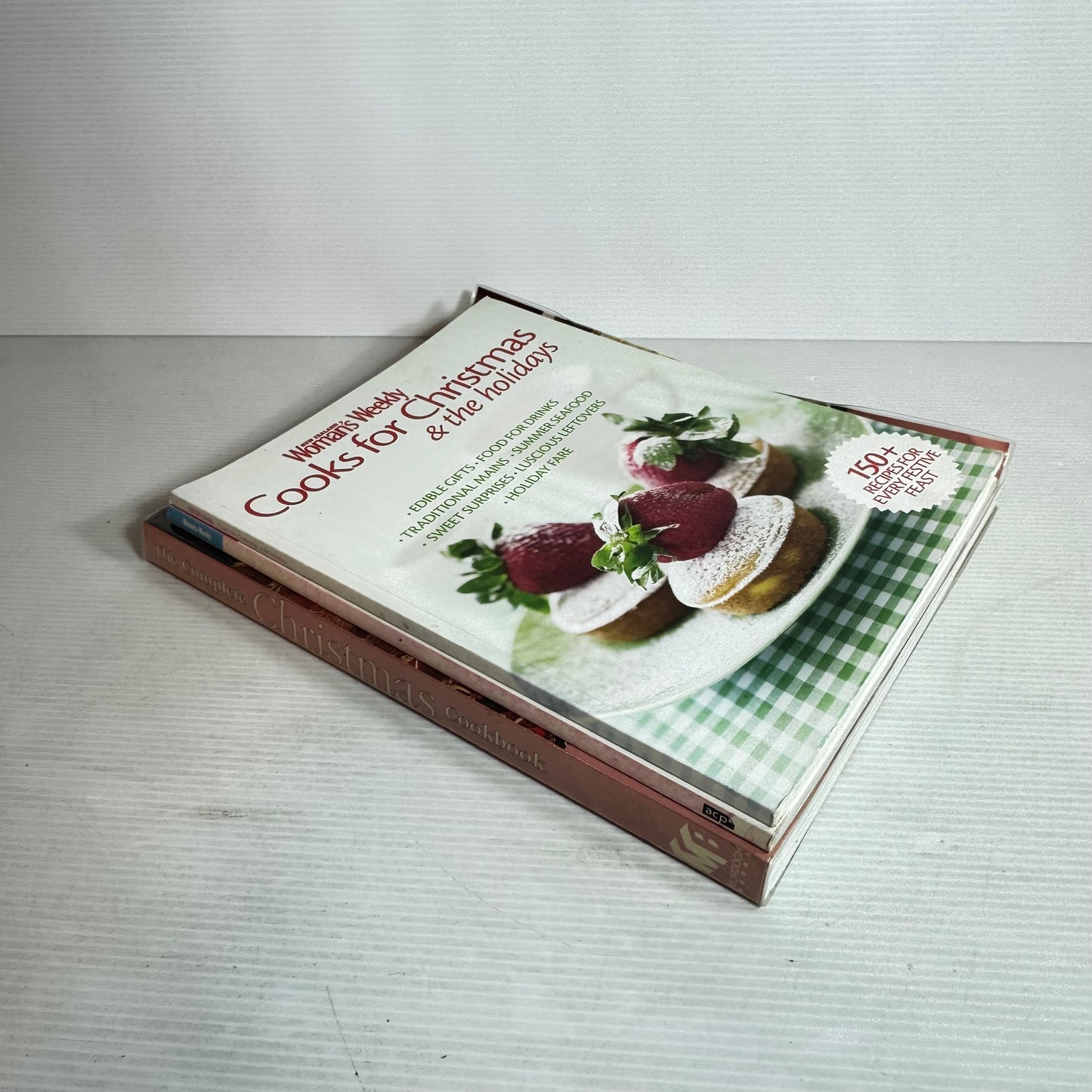 Christmas Cookbook Bundle x 3 Books (2794)