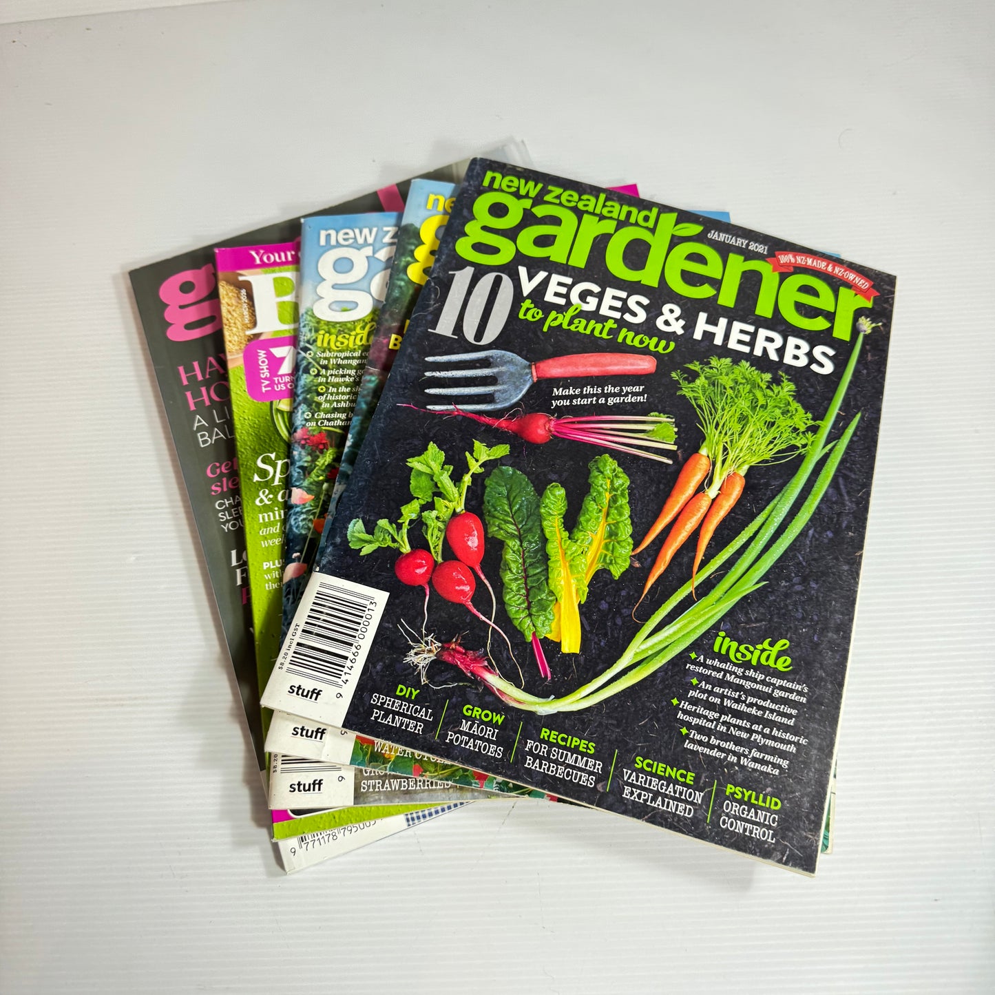 Magazine Bundle x 5 : Good September 2023, Better Homes March 2026, New Zealand Gardener November & December 2020, January 2021 (3330)