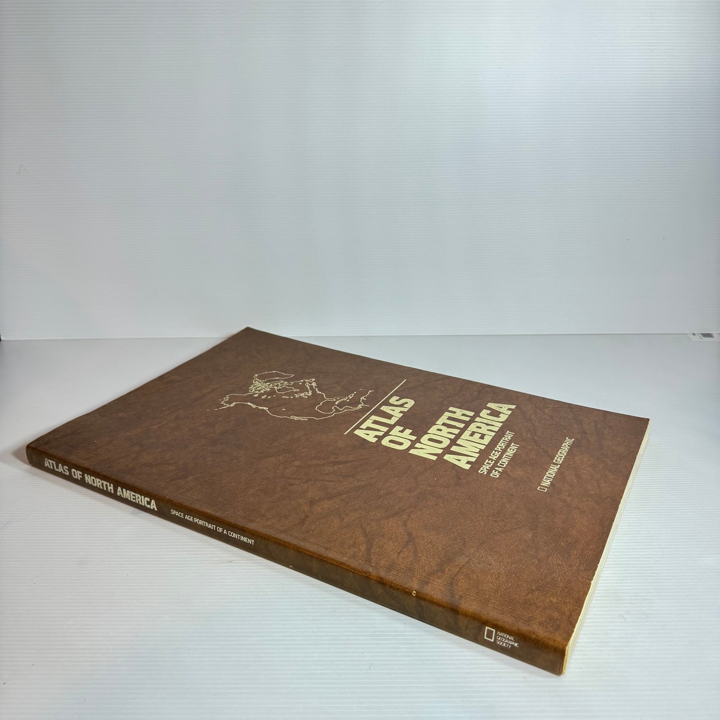 Atlas Of North America : Space Age Portrait of a Continent - National Geographic (Vintage 1985)