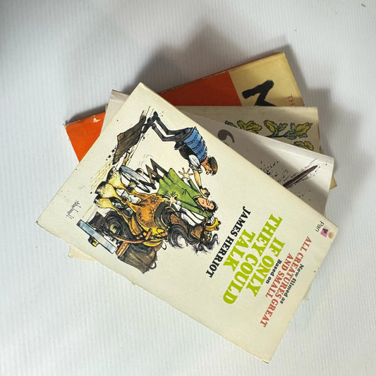 Vintage Humour Book Bundle : 4 Books - Mixed Authors (Vintage 1962 - 1997) (2217)