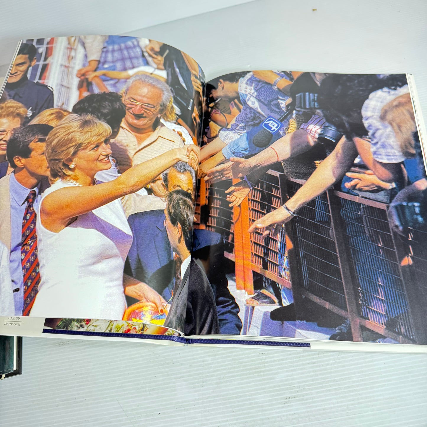 Royal Family Book Bundle x 3 : Prince Harry - Alison Gauntlett, Diana Remembered 1961-1997, Diana Princes of Wales : A Tribute - Tim Graham(2916)